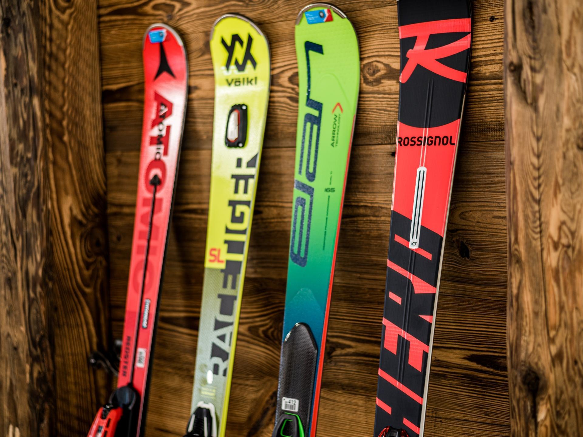 Rental Ski & Board Scuola Sci S. Cristina Santa Cristina Val Gardena 5 suedtirol.info