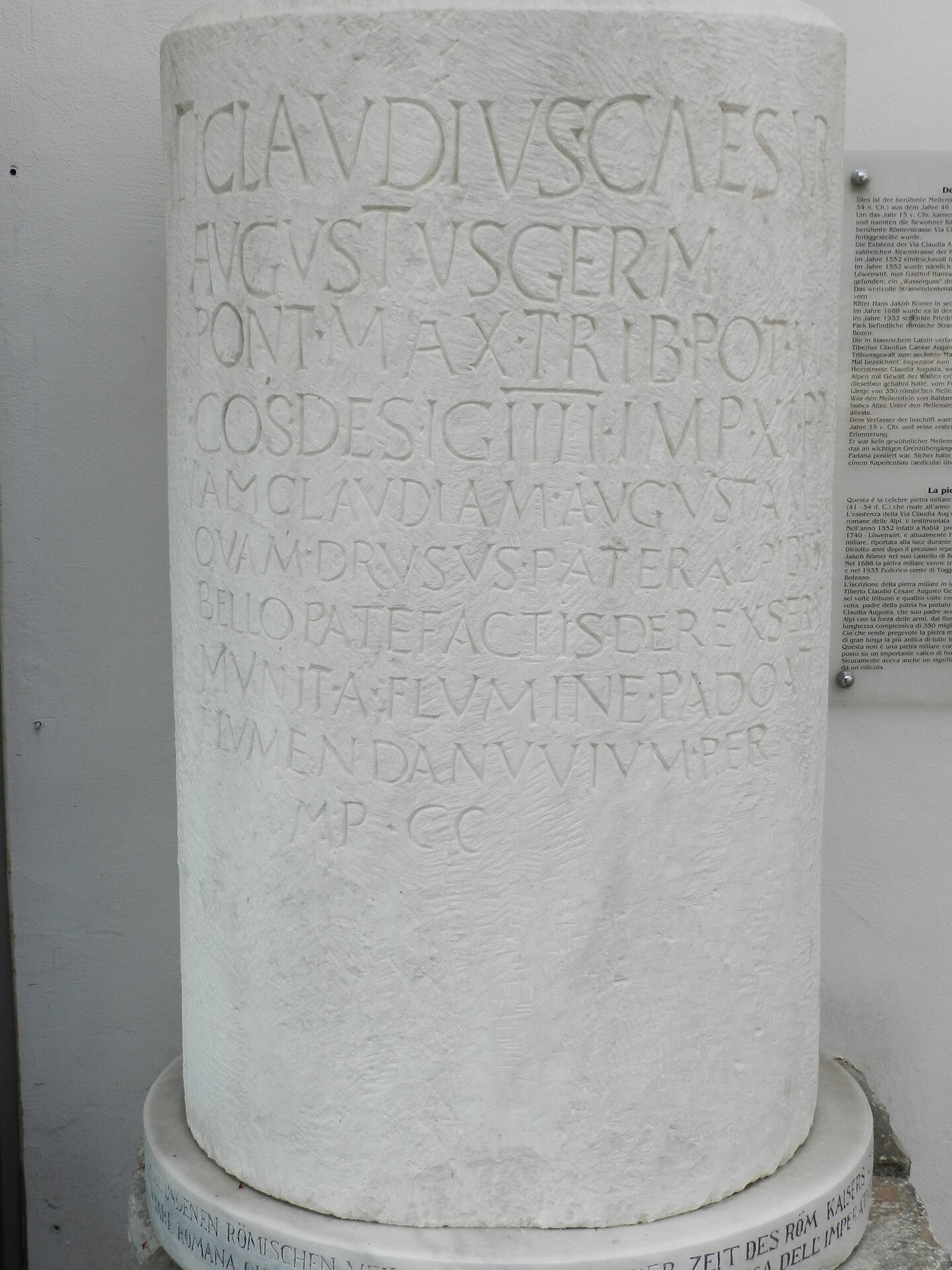 Pietra miliare di Rablá (copia)