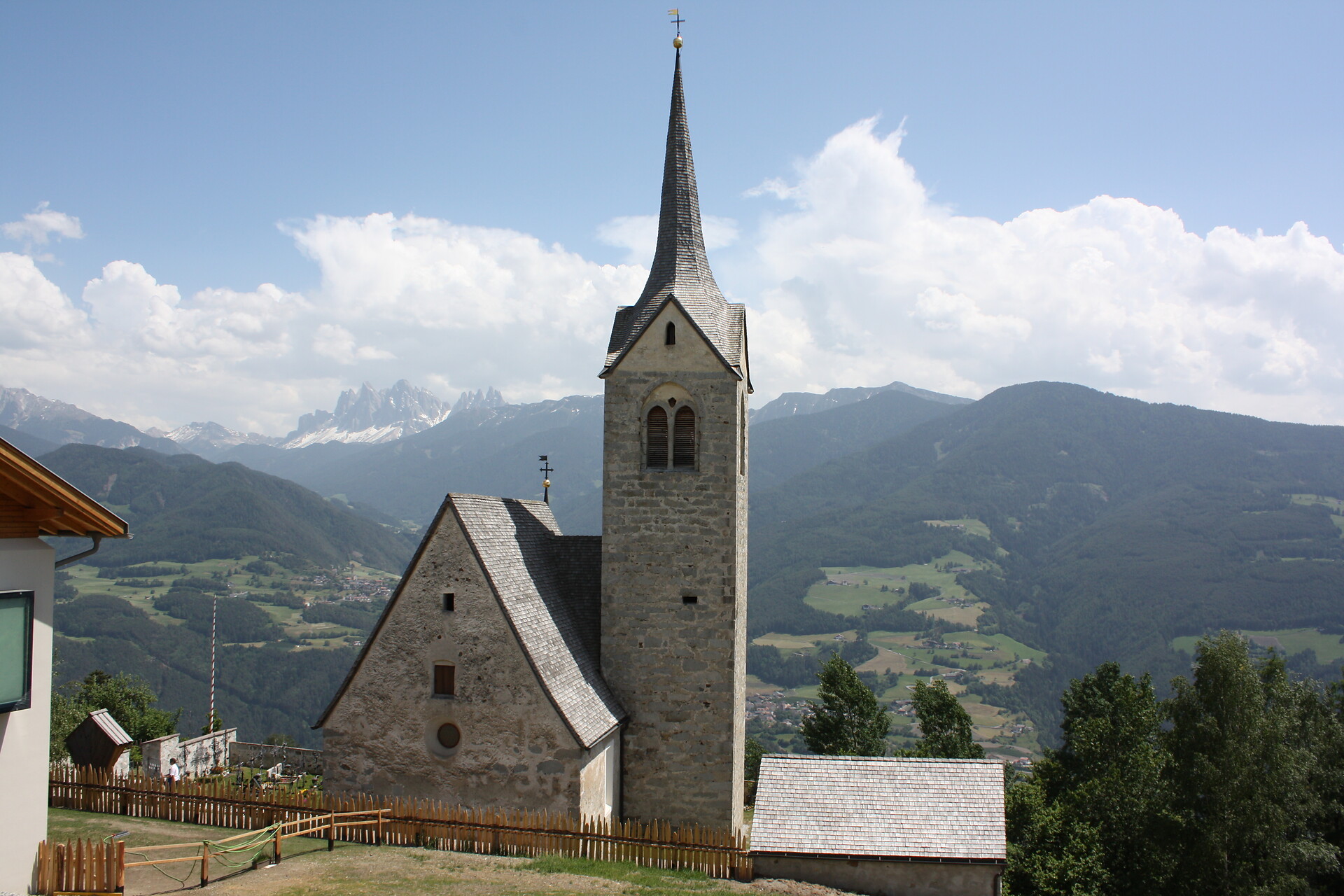 Church St. Andreas in Garn