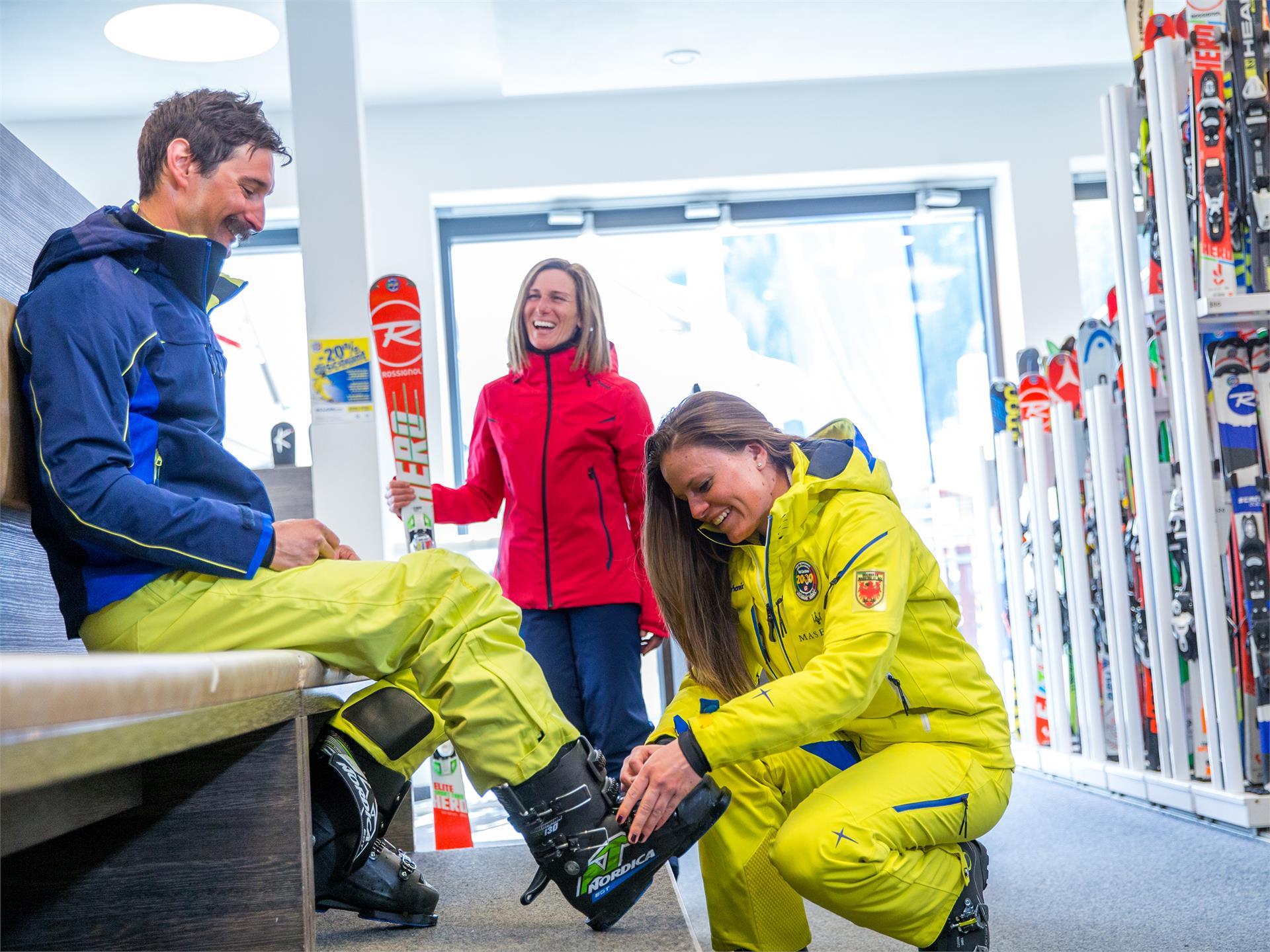 Scuola Snowboard & Sci 2000 Selva 8 suedtirol.info