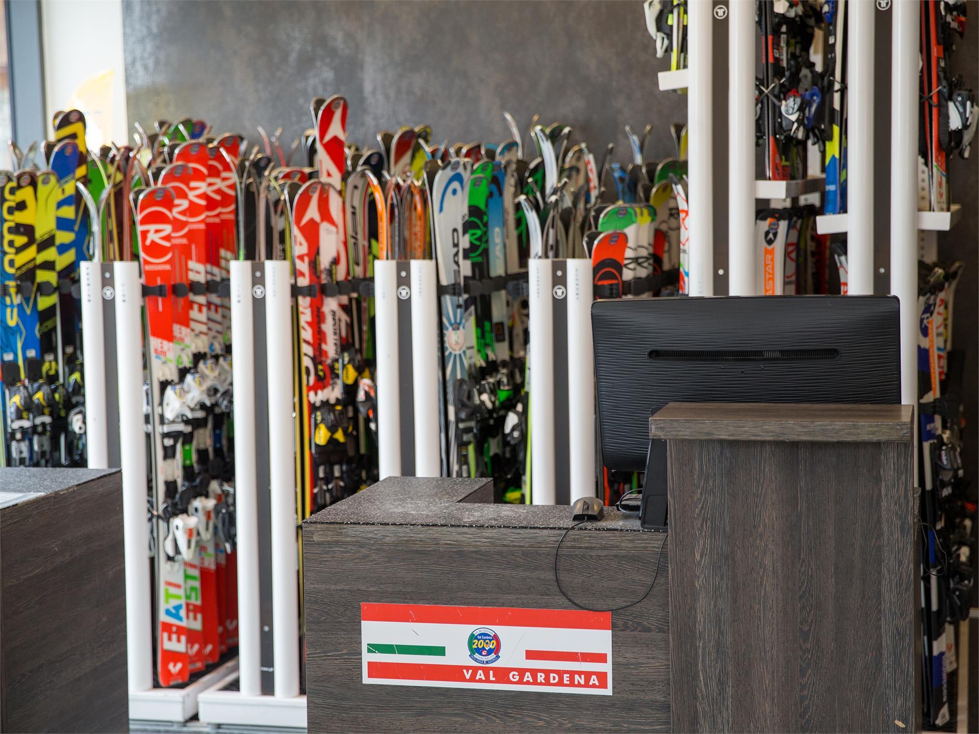 Scuola Snowboard & Sci 2000 Selva 6 suedtirol.info