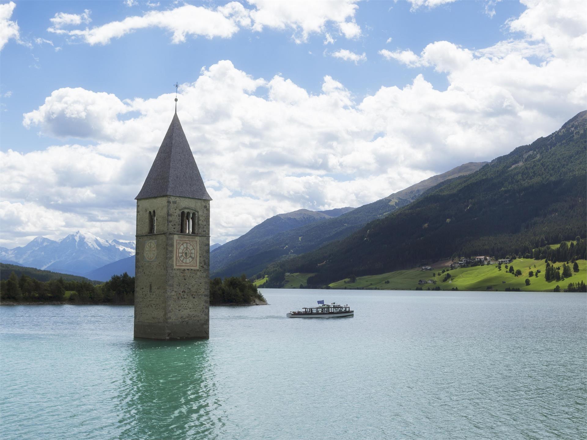 Schiffsrundfahrt mit der MS Hubertus Interregio Graun im Vinschgau 3 suedtirol.info