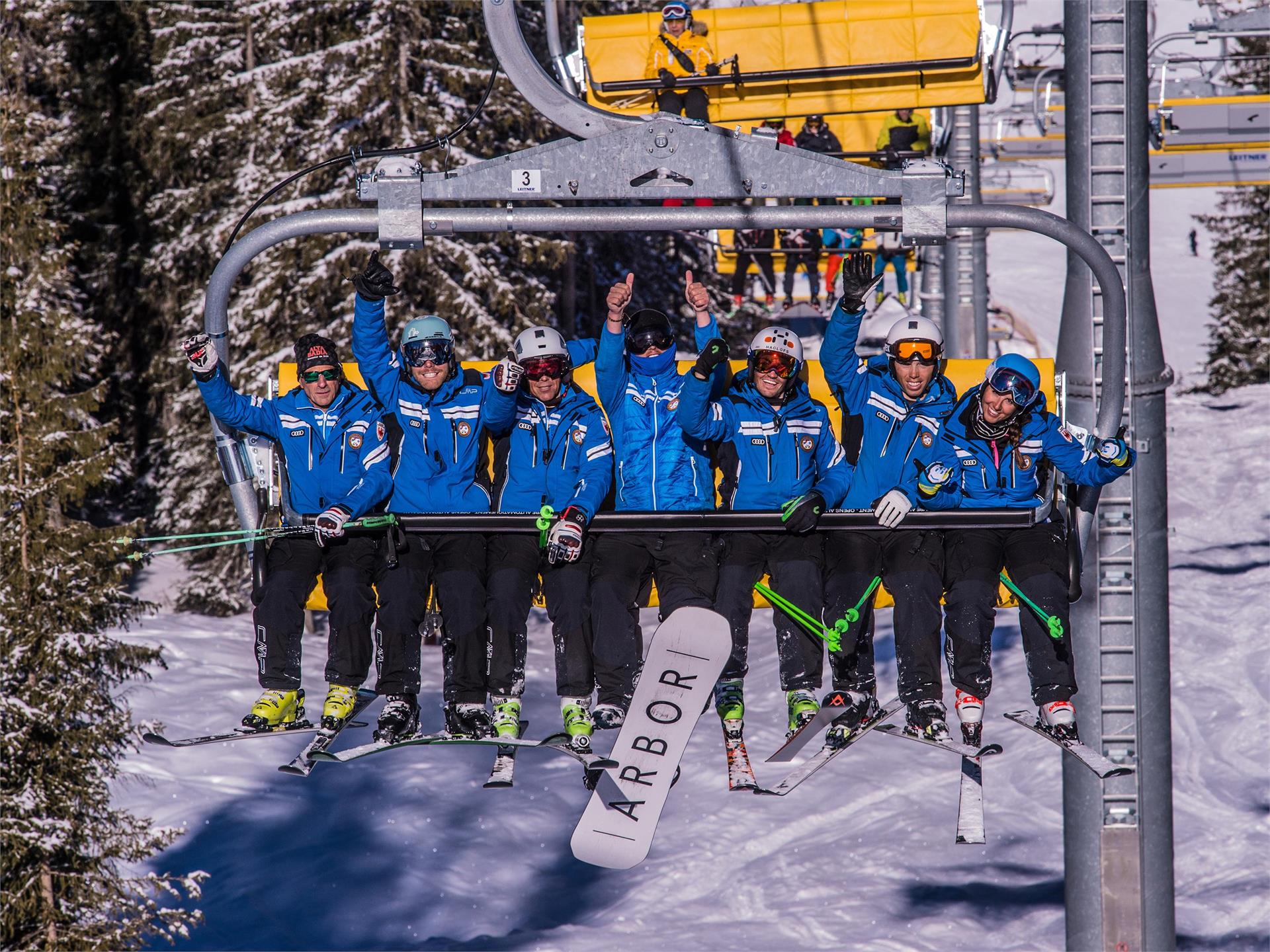 Scuola sci e snowboard San Cassiano Badia 2 suedtirol.info