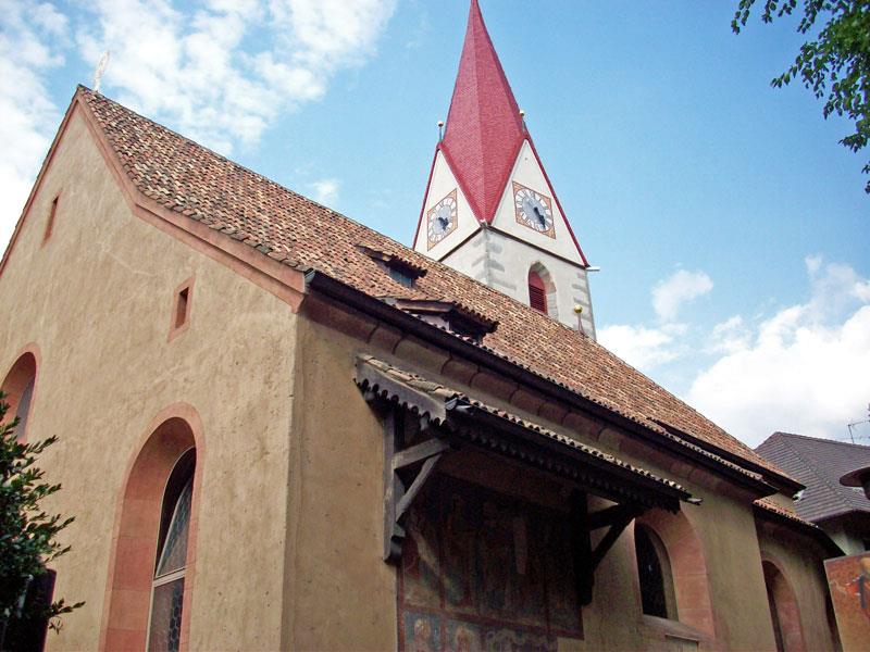 St.-Georgen-Kirche Meran 1 suedtirol.info