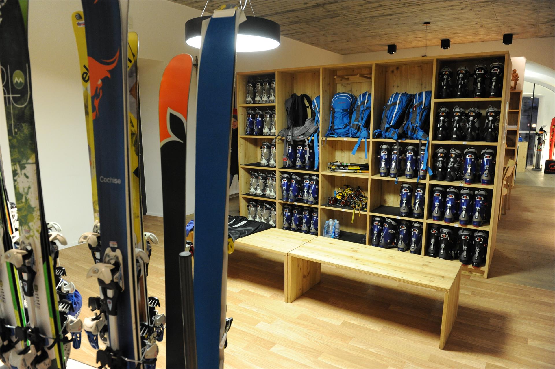 Skischool Rental Catores Urtijëi/Ortisei 6 suedtirol.info