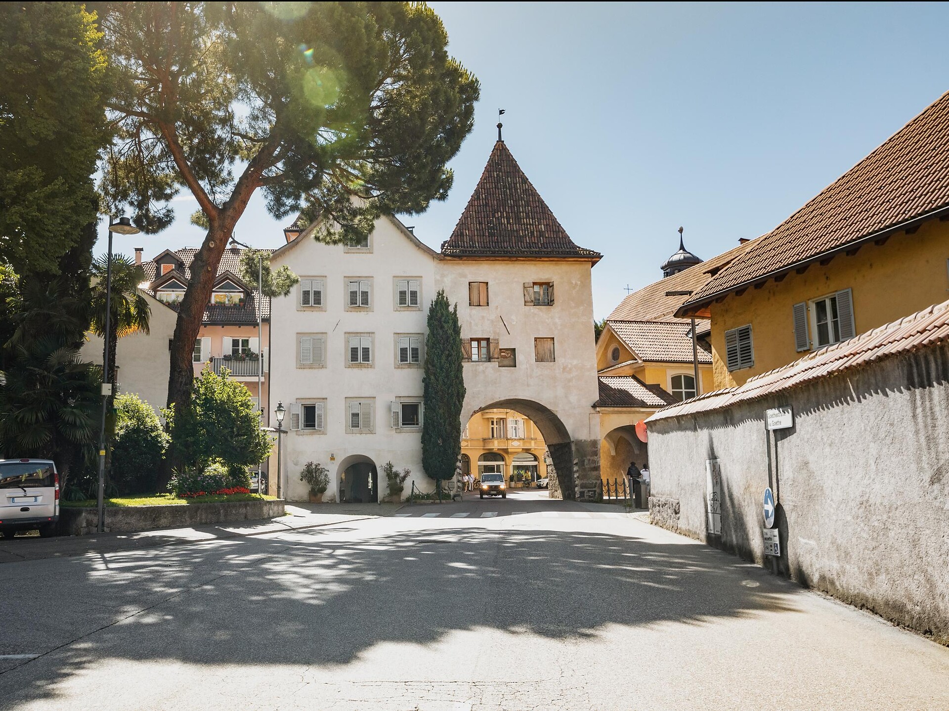 Porta cittadina "Porta Venosta" Merano 1 suedtirol.info