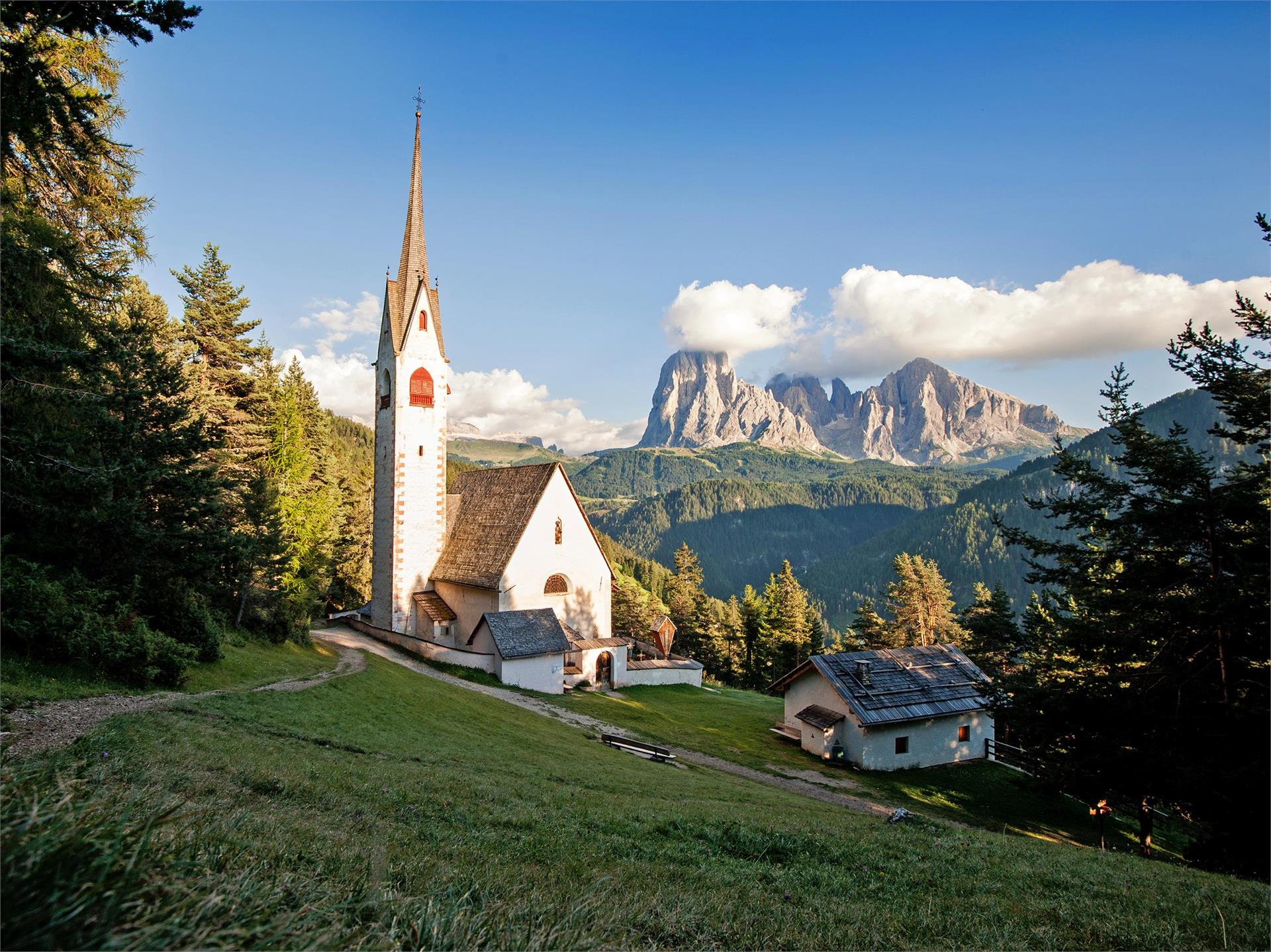 Chiesa di S. Giacomo (la “dlieja da Sacun”) Ortisei 2 suedtirol.info