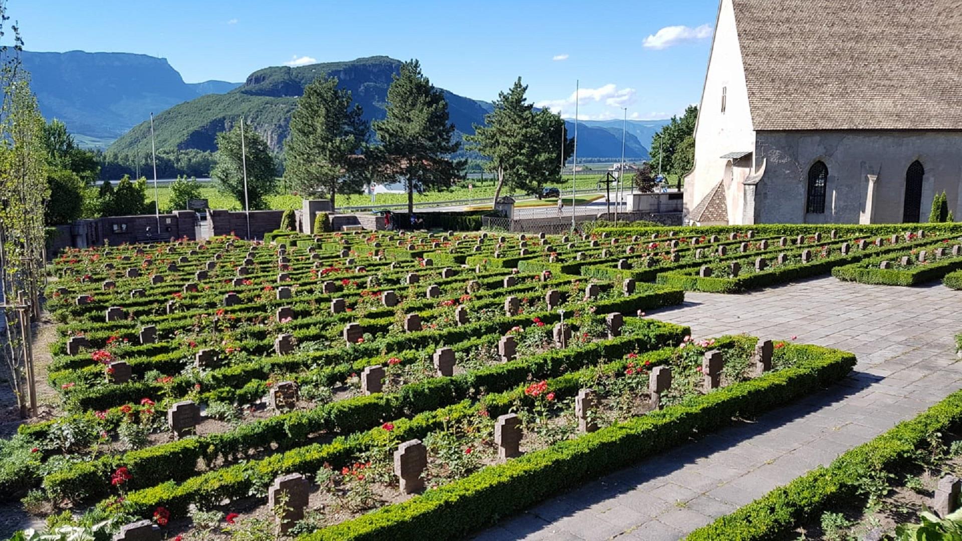 Military cemetery Auer/Ora 1 suedtirol.info