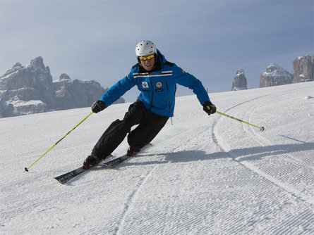 Scuola sci e snowboard Colfosco Corvara 2 suedtirol.info