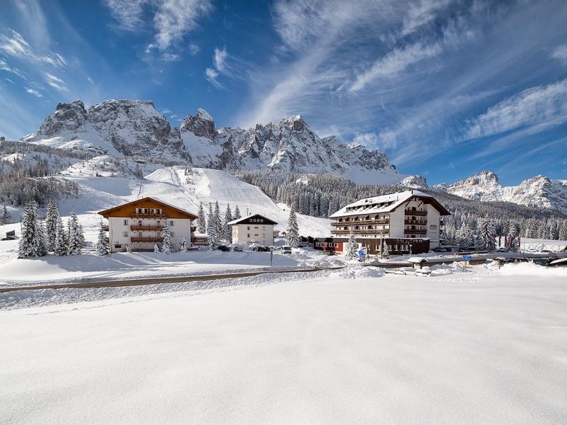 Parco giochi "Hotel Passo Monte Croce" Sesto 2 suedtirol.info