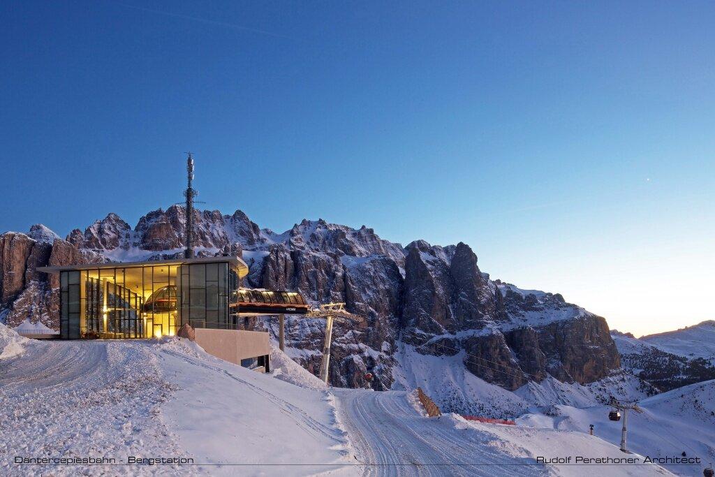 Seilbahnstation Dantercepies Wolkenstein 1 suedtirol.info