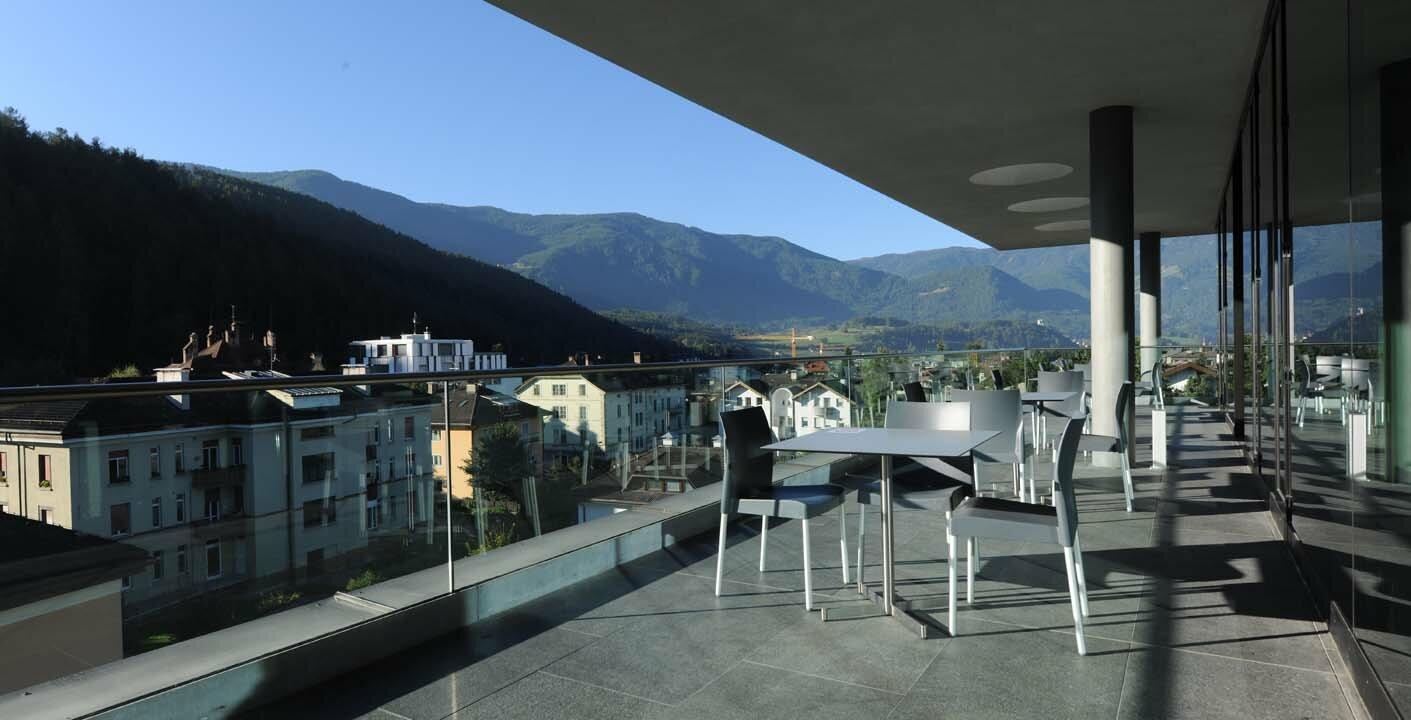 Stadt- und Universitätsbibliothek Bruneck Bruneck 2 suedtirol.info