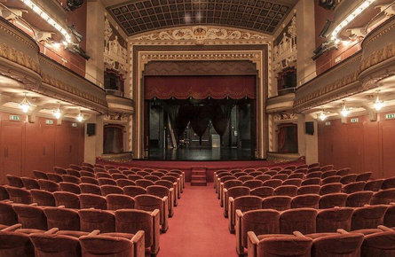 Merano Civic Theater Meran/Merano 5 suedtirol.info