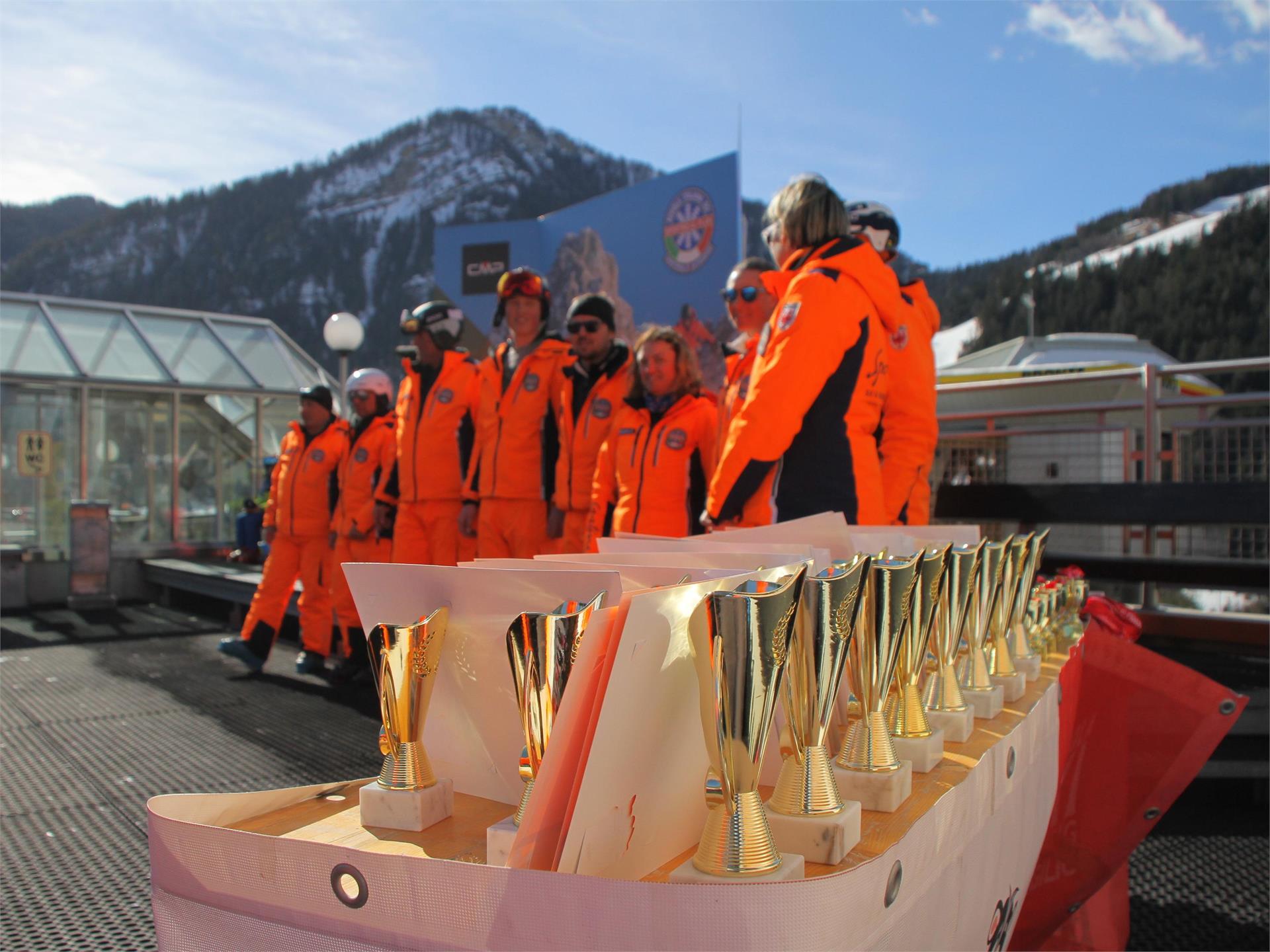 Scuola sci e snowboard Ski Sporting academy San Vigilio 7 suedtirol.info