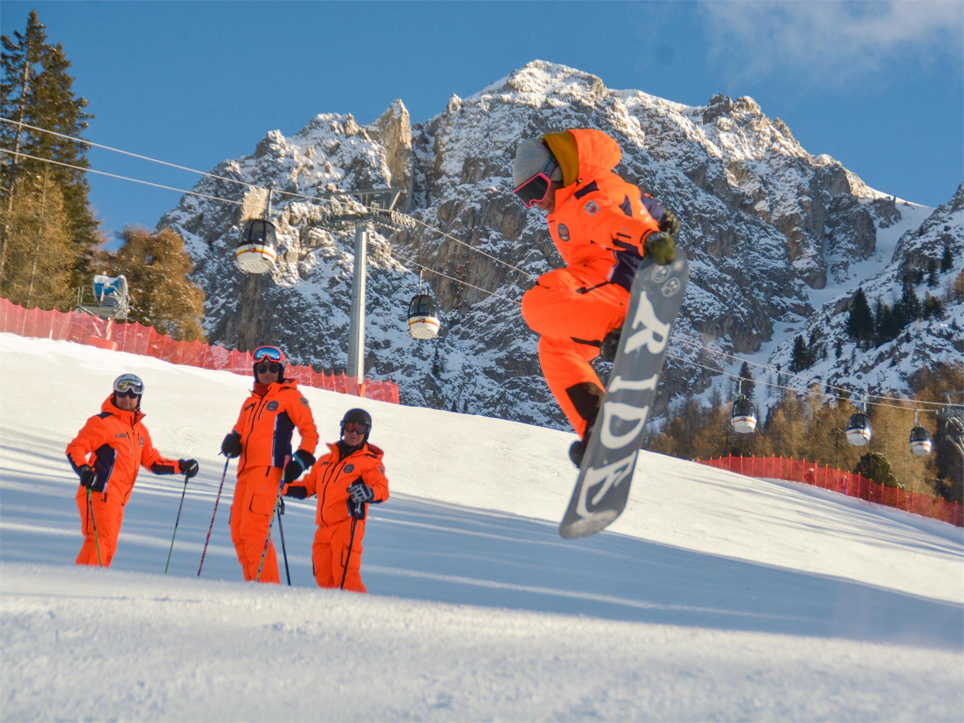 Scuola sci e snowboard Ski Sporting academy San Vigilio 8 suedtirol.info