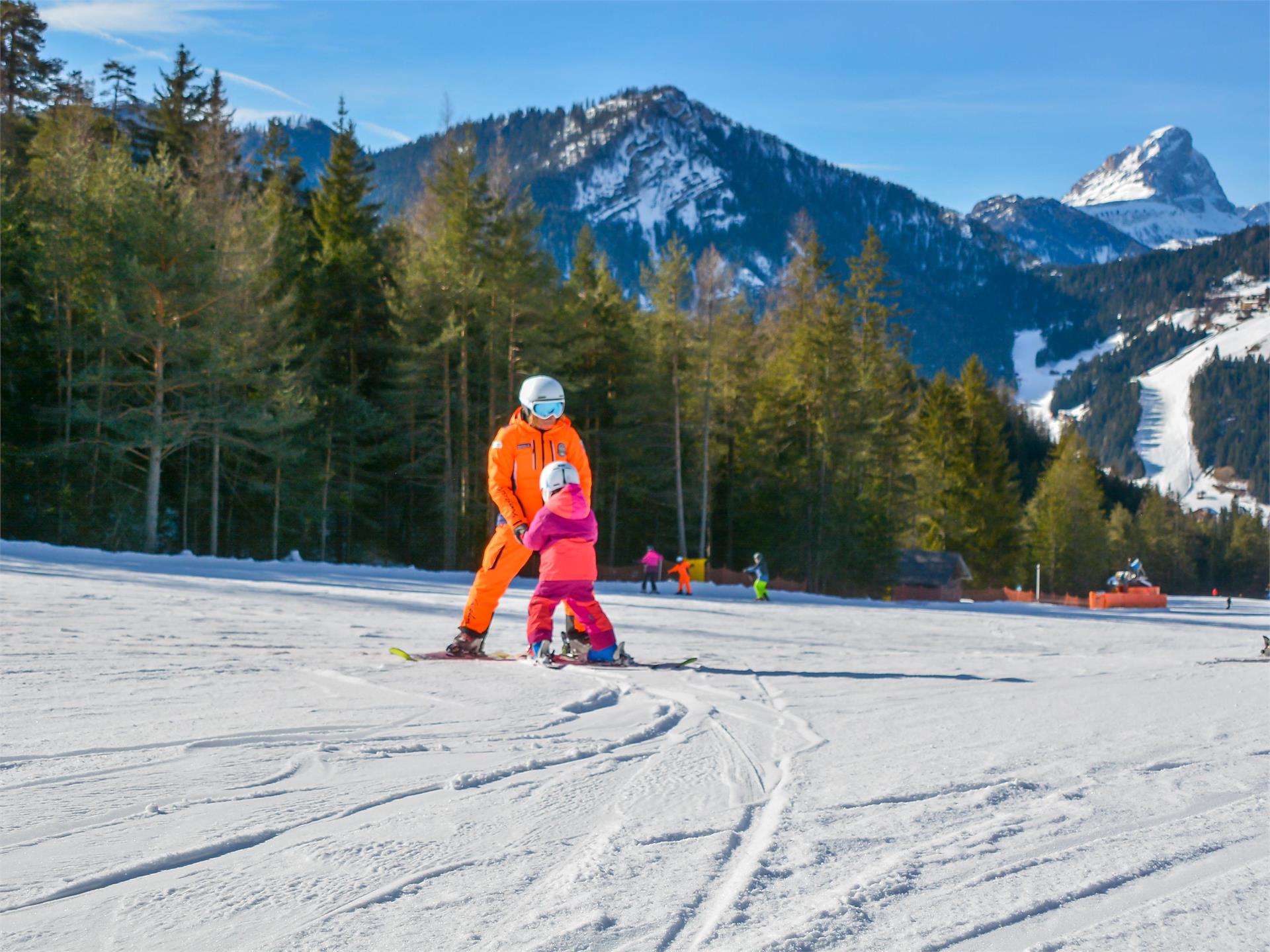 Scuola sci e snowboard Ski Sporting academy San Vigilio 5 suedtirol.info