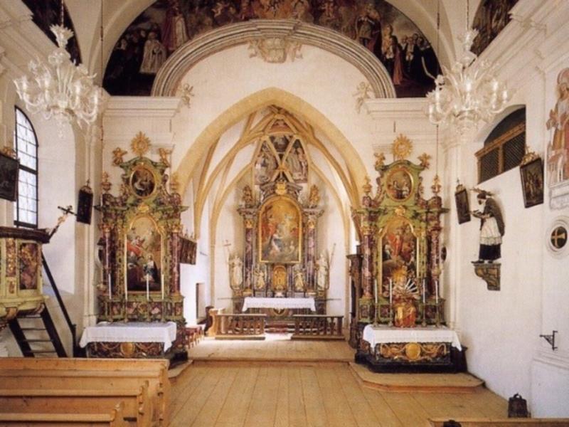 Spitalkirche zur Hl. Dreifaltigkeit Niederdorf 2 suedtirol.info