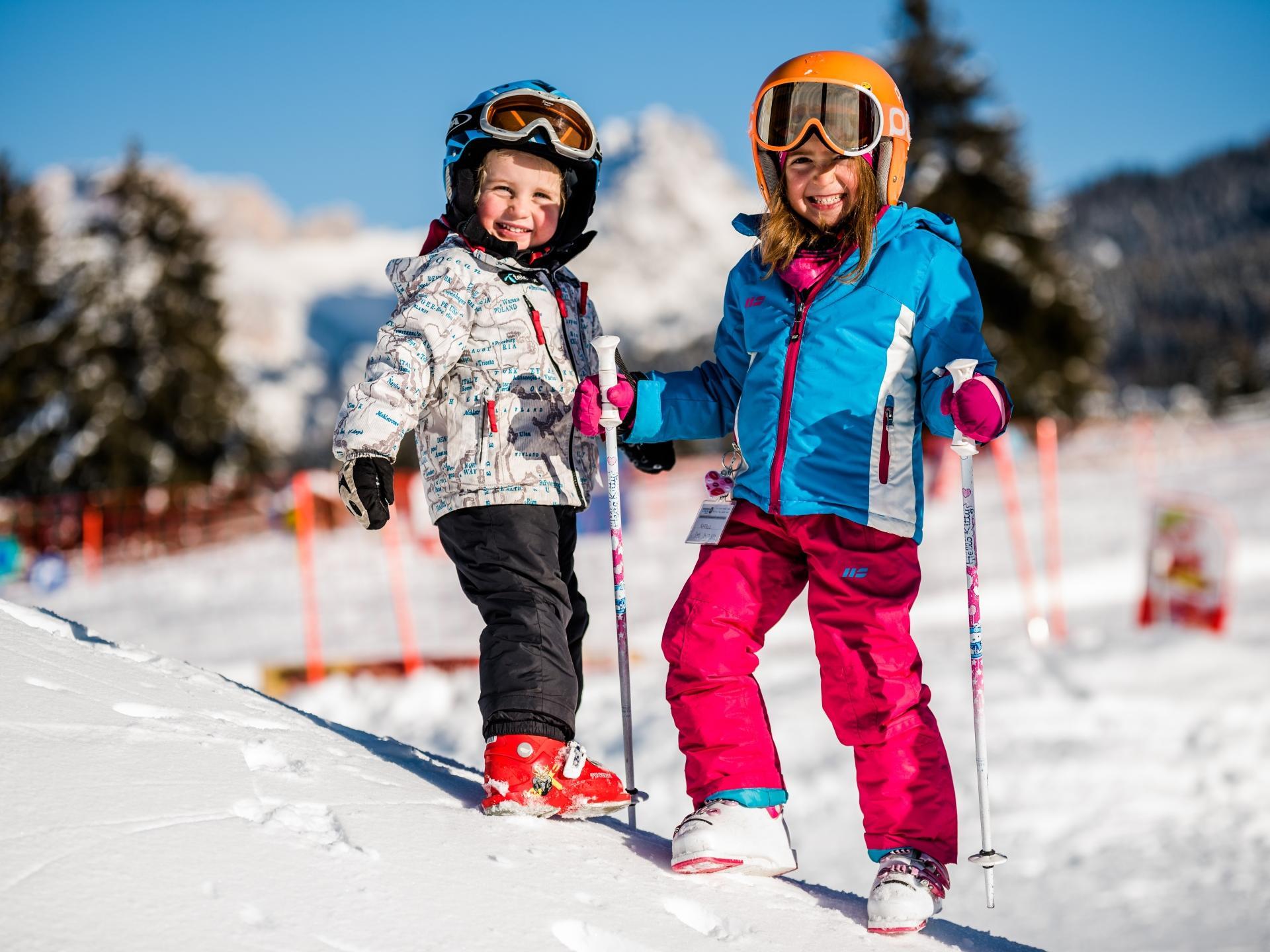 Ski & Snowboard School S. Cristina S.Crestina Gherdëina/Santa Cristina Val Gardana 24 suedtirol.info