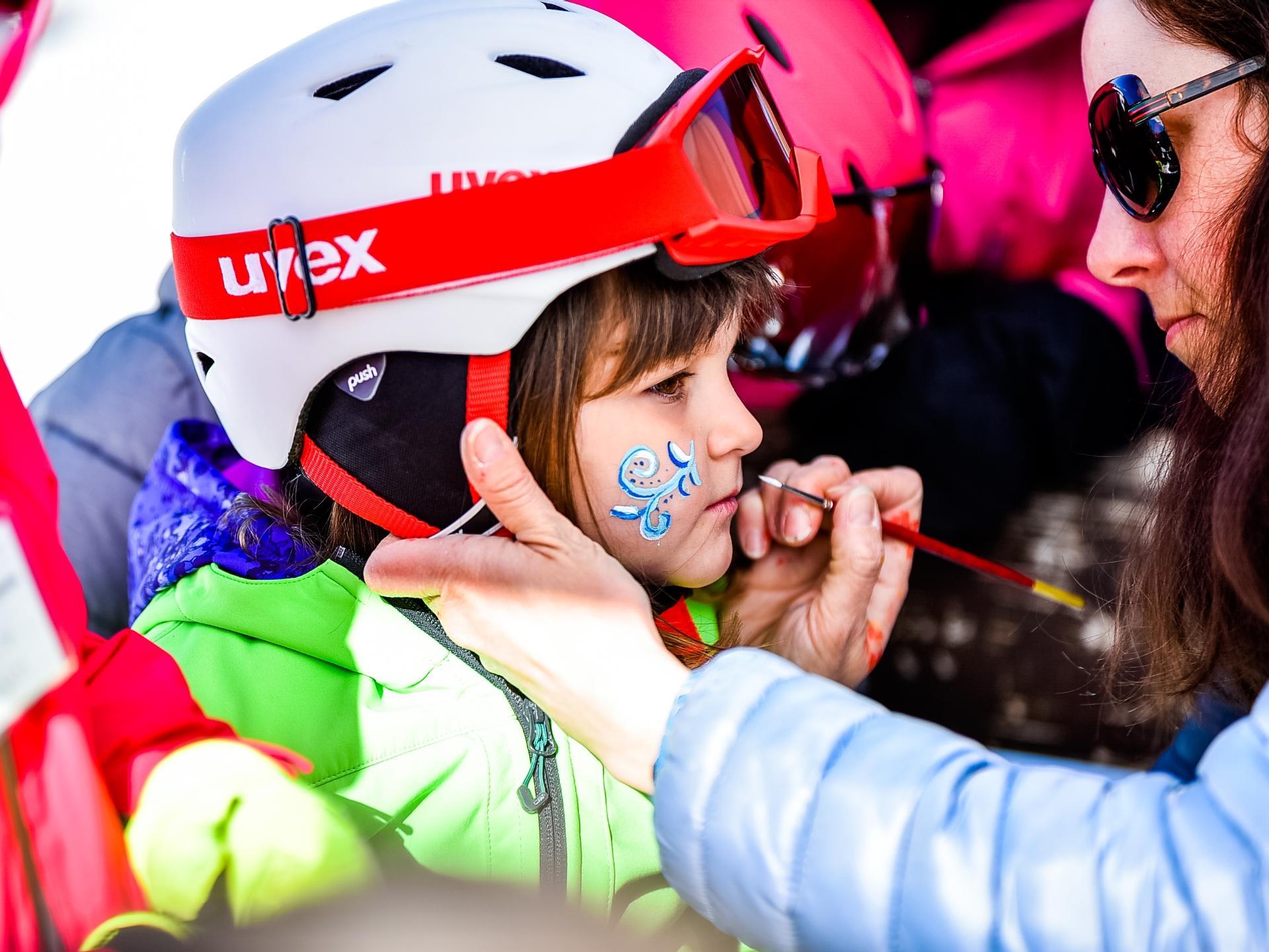 Ski & Snowboard School S. Cristina S.Crestina Gherdëina/Santa Cristina Val Gardana 11 suedtirol.info