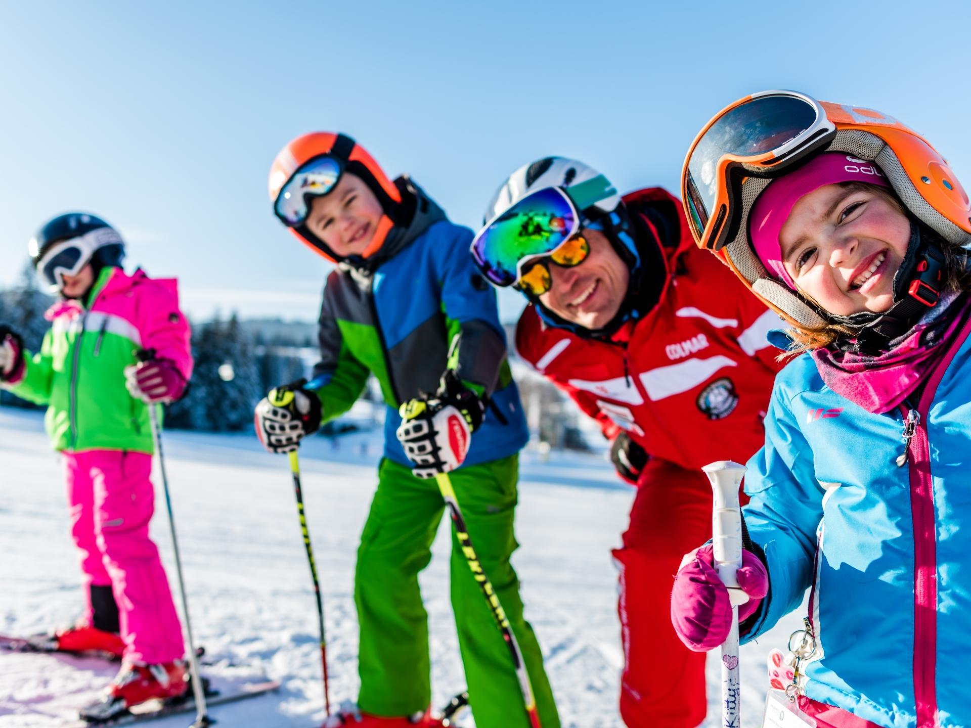 Ski & Snowboard School S. Cristina S.Crestina Gherdëina/Santa Cristina Val Gardana 28 suedtirol.info