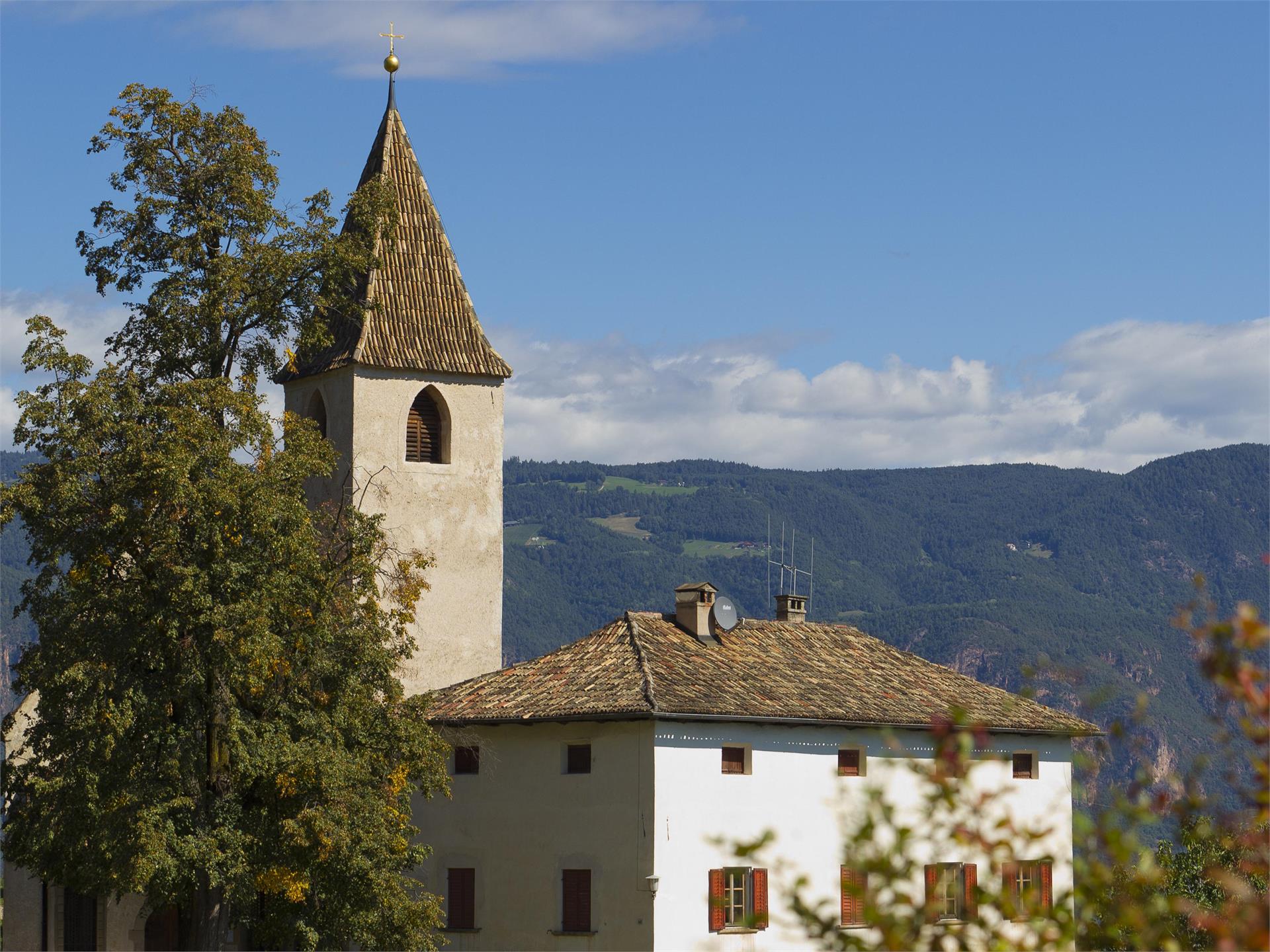 Church St. Justina Eppan an der Weinstaße/Appiano sulla Strada del Vino 1 suedtirol.info