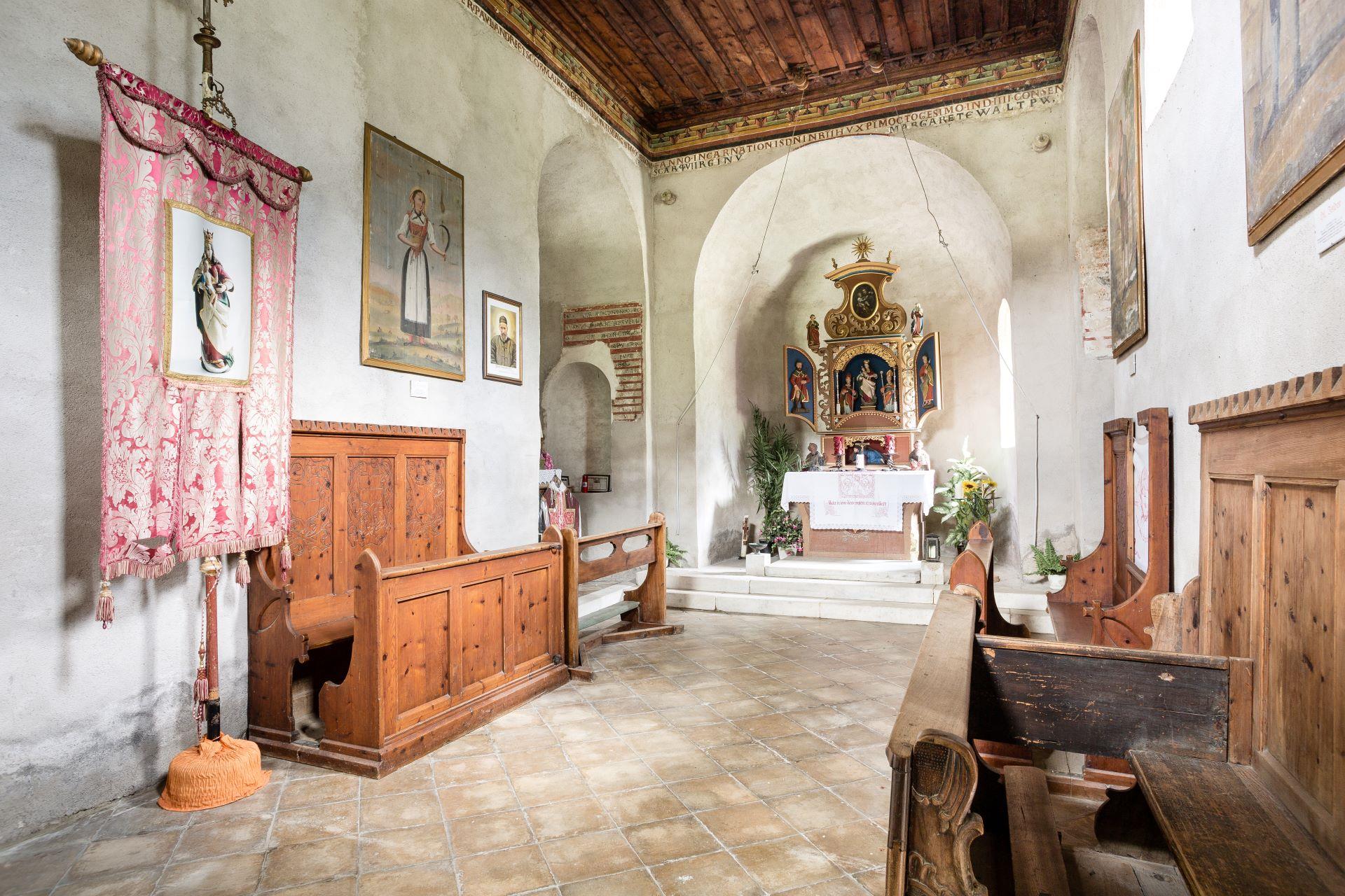 Chiesetta dei Santi Vigilio e Biagio Laces 2 suedtirol.info