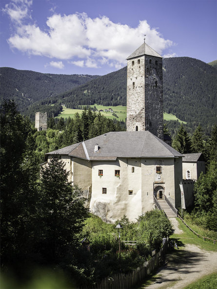 Castel Welsperg Monguelfo-Tesido 6 suedtirol.info