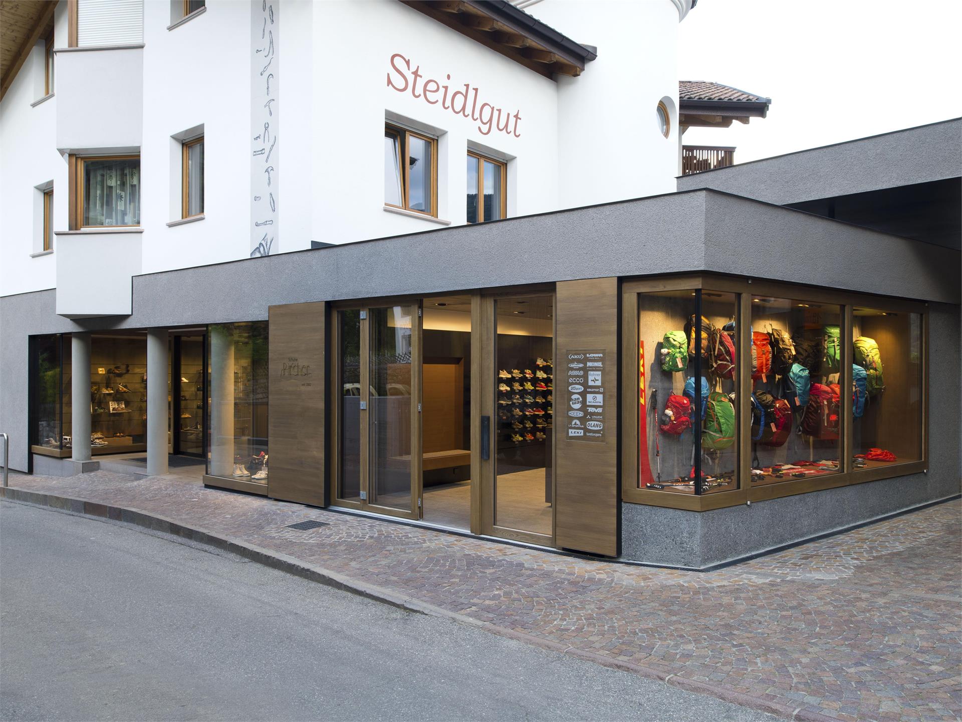 Calzature Schuhe Pircher Parcines 1 suedtirol.info