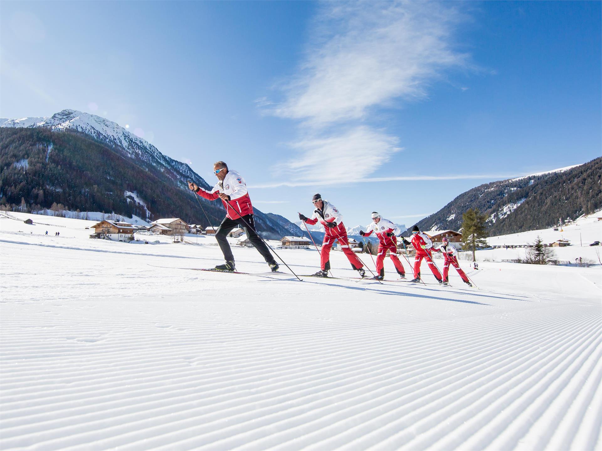 Ski and cross-country school Val Casies Valley S. Maddalena Gsies/Valle di Casies 2 suedtirol.info