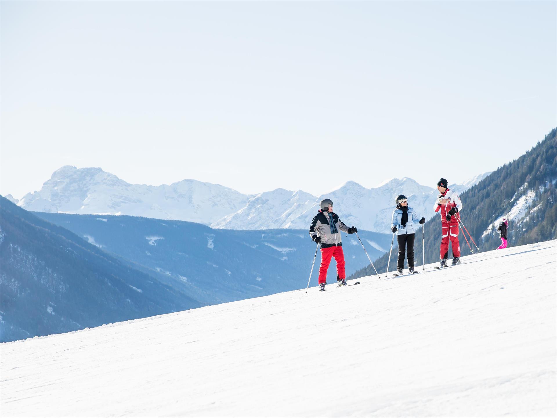 Ski and cross-country school Val Casies Valley S. Maddalena Gsies/Valle di Casies 8 suedtirol.info