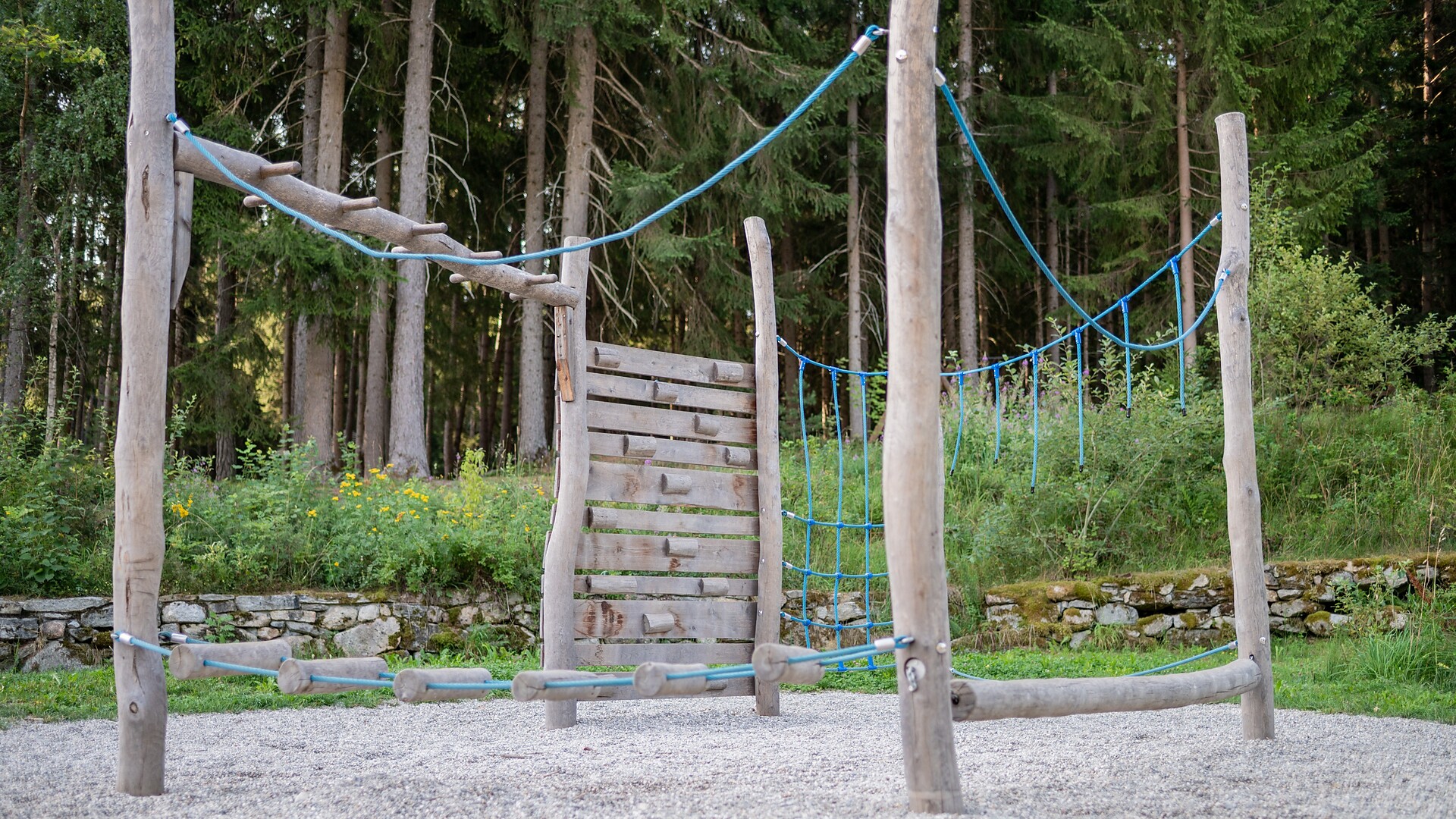 Playground Pfalzen/Falzes - Dolomites Region Kronplatz/Plan de Corones - #6 - suedtirol.info