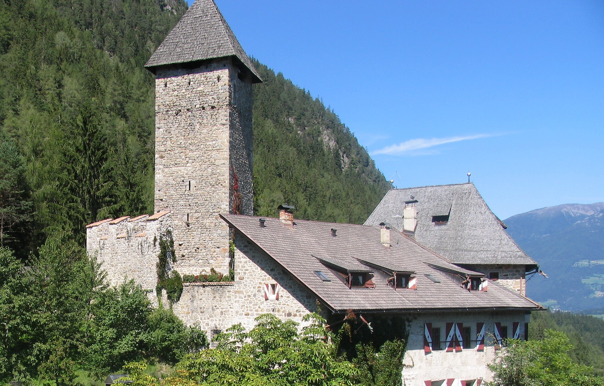 Schloss Neuhaus