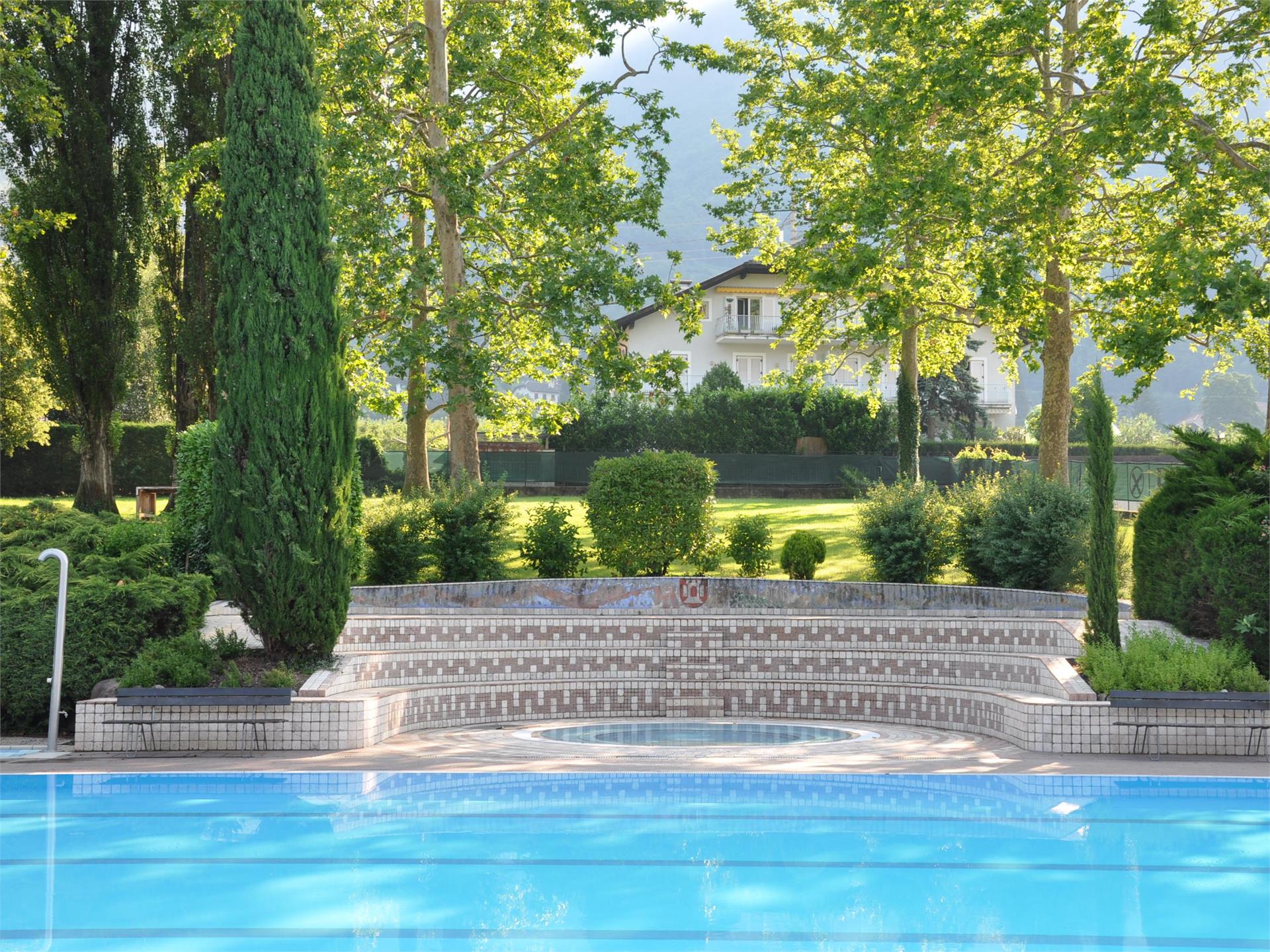 Piscina pubblica di Terlano Terlano 2 suedtirol.info