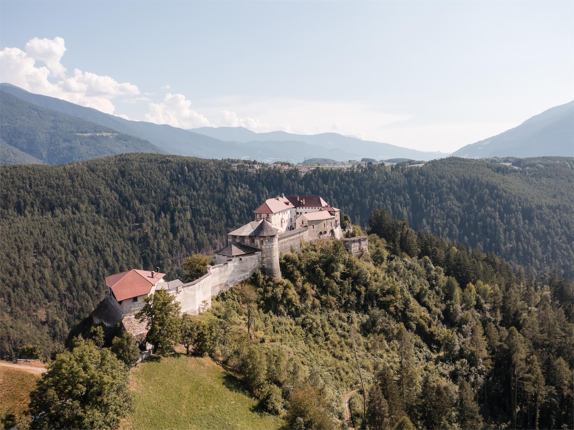 Rodenegg Castle Rodeneck/Rodengo 1 suedtirol.info