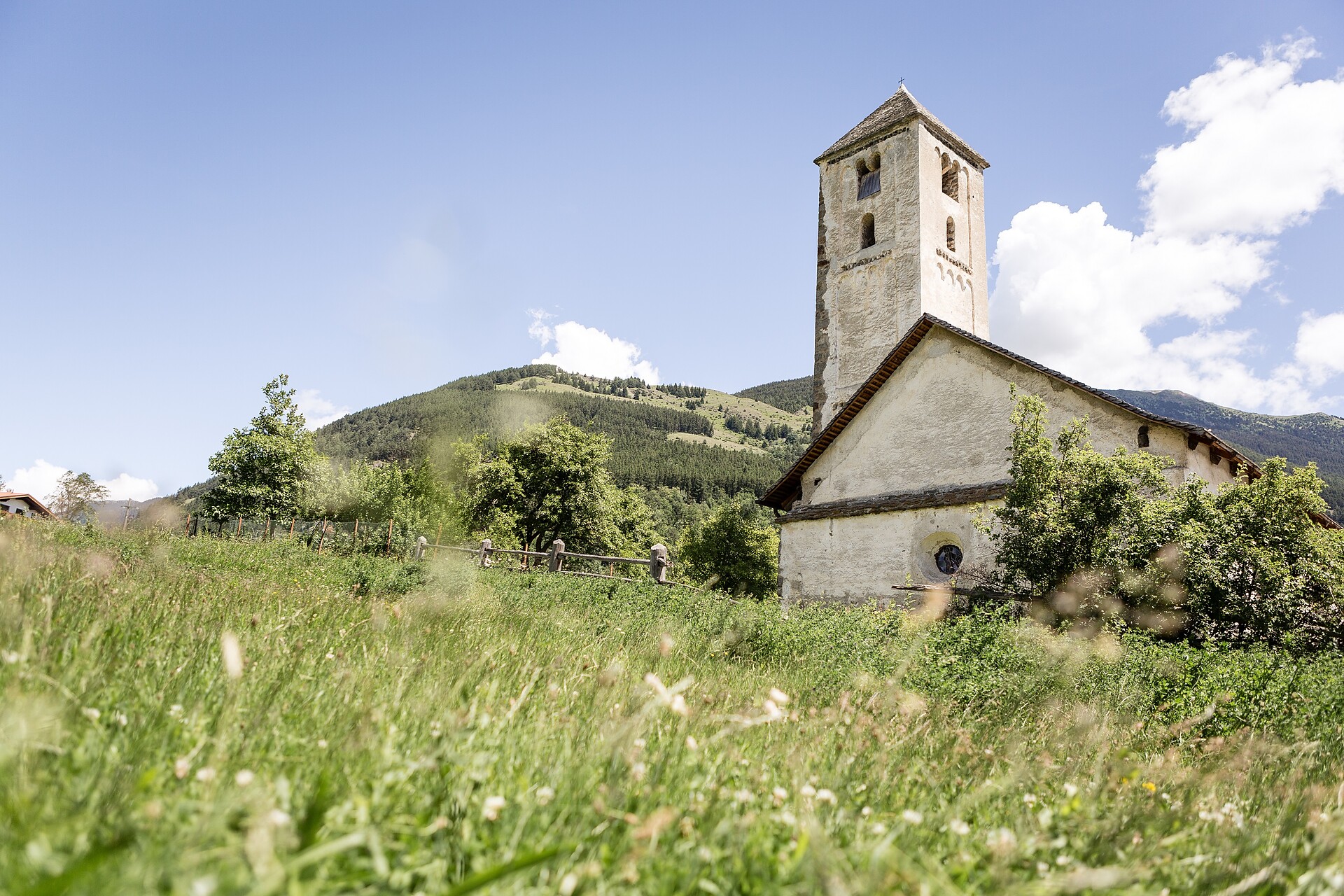 St.-Benedikt-Kirche Mals 2 suedtirol.info