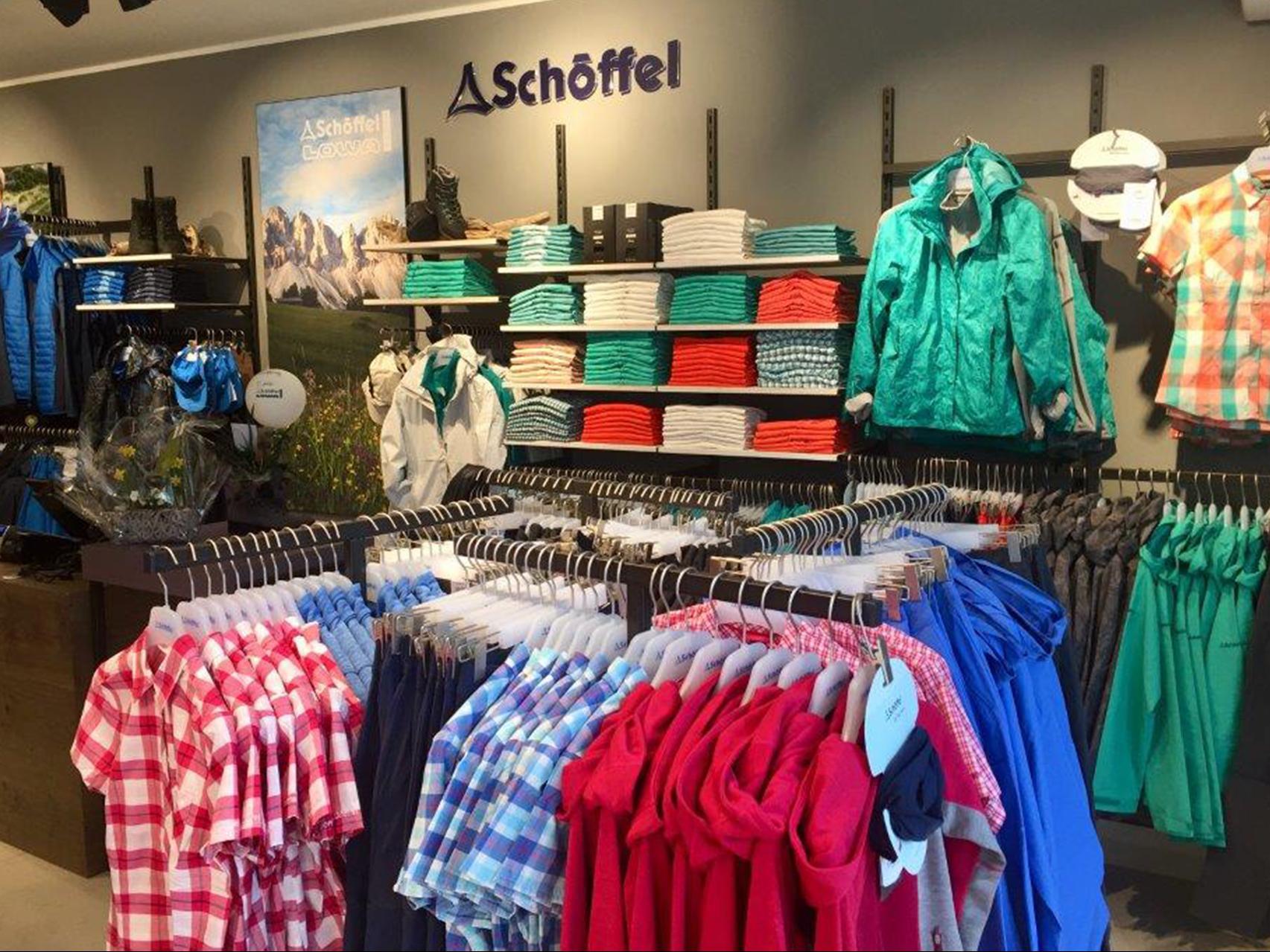 Schöffel-LOWA Store Schenna 1 suedtirol.info