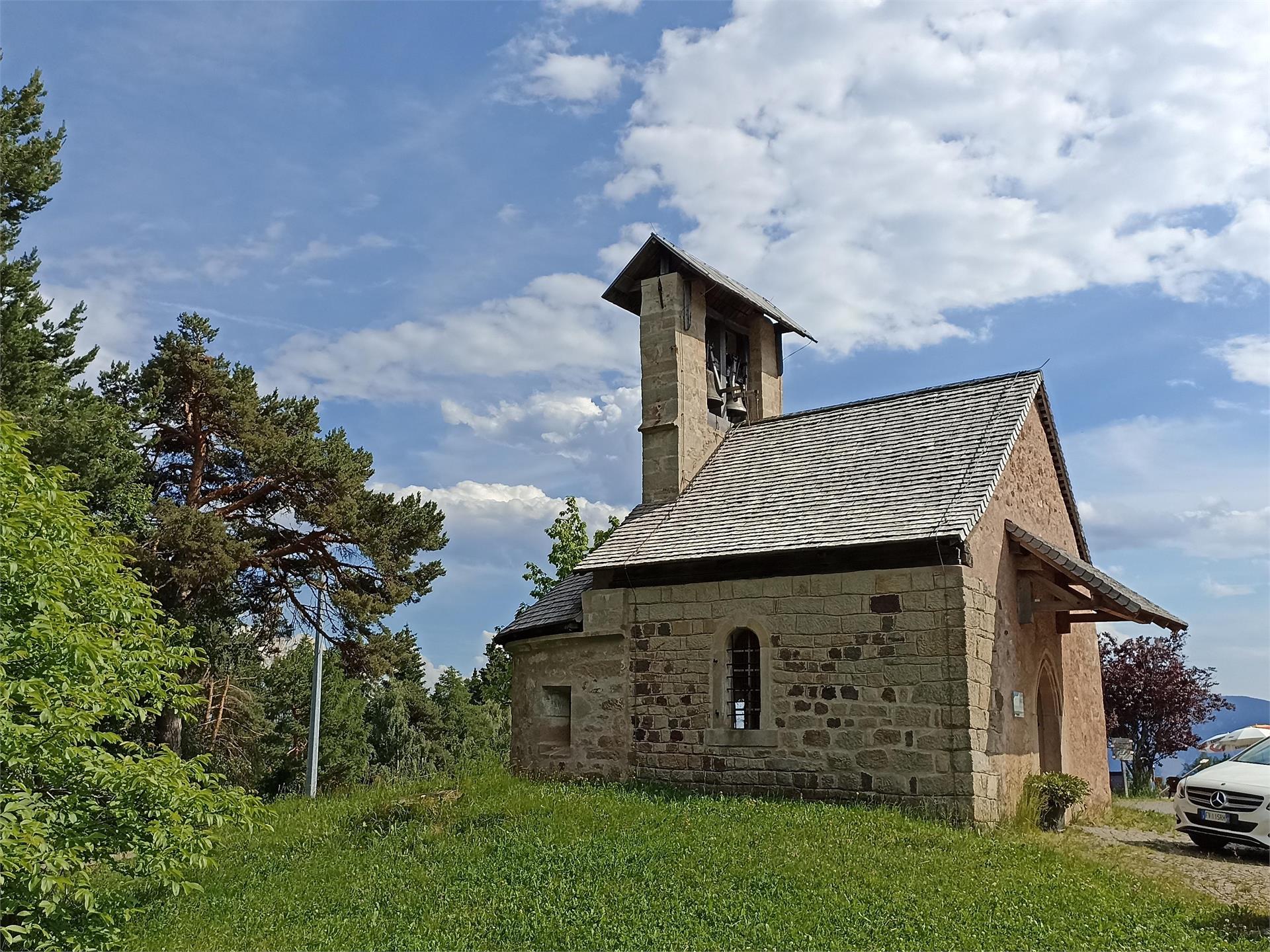 St. Ulrich church at Gschleier Mölten/Meltina 1 suedtirol.info