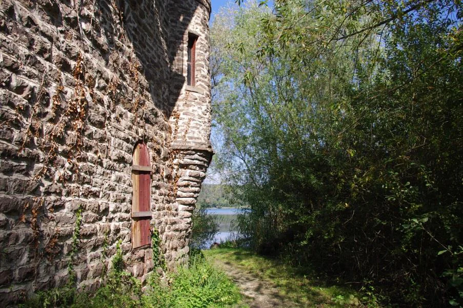 Castello del Lago Appiano sulla Strada del Vino 1 suedtirol.info