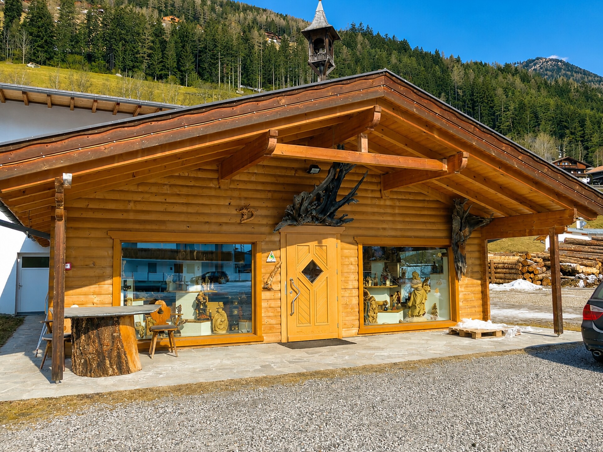 Scultore in legno Tiroler Holzschnitzerei - Valle Aurina - #1 - suedtirol.info