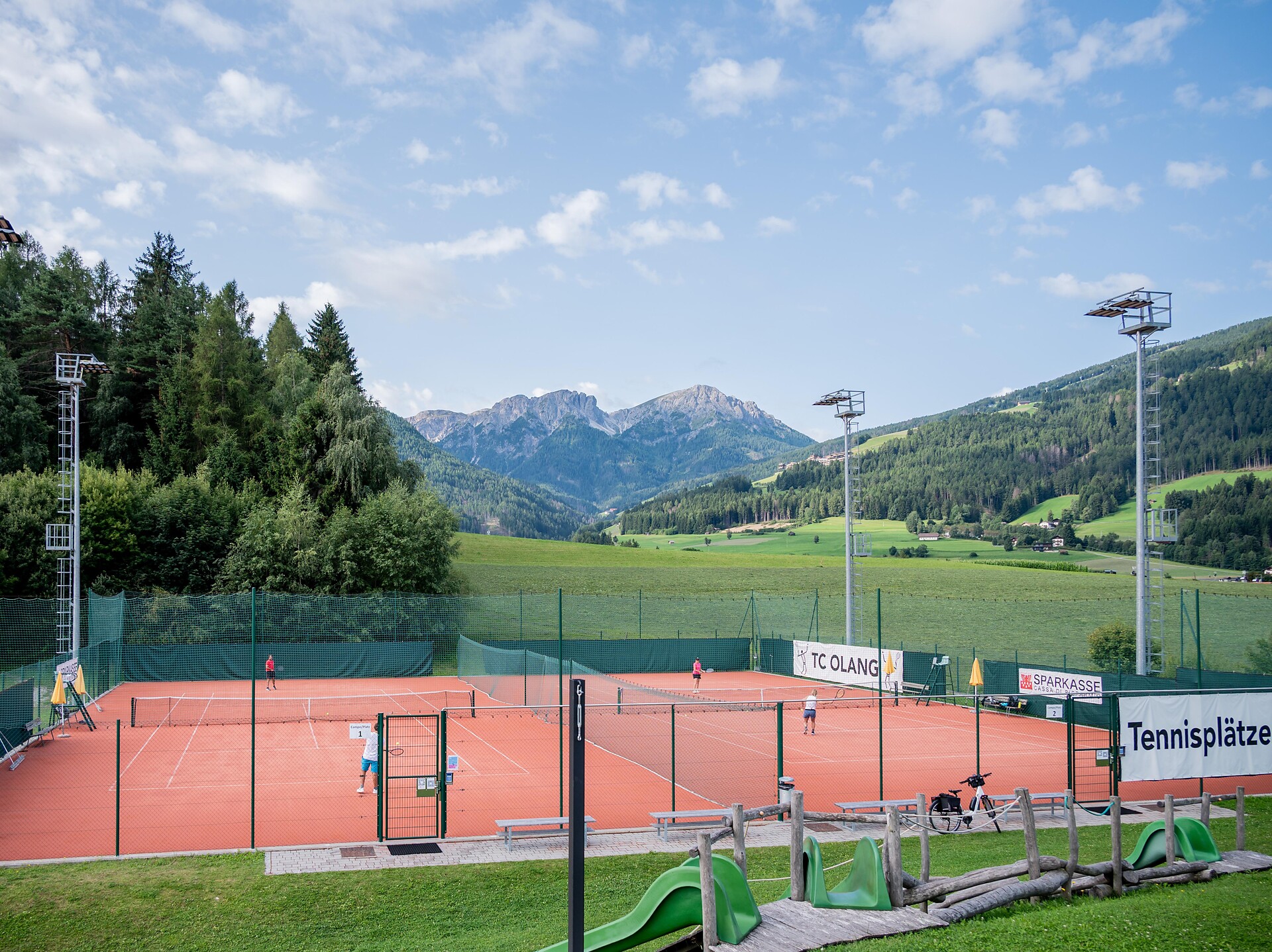 Tennisplatz Olang - Dolomitenregion Kronplatz - #1 - suedtirol.info