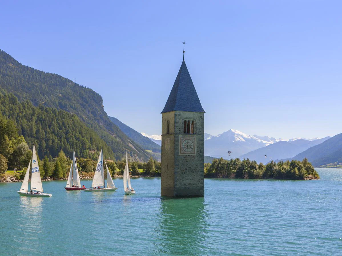 Tower in the lake Reschensee  1 suedtirol.info