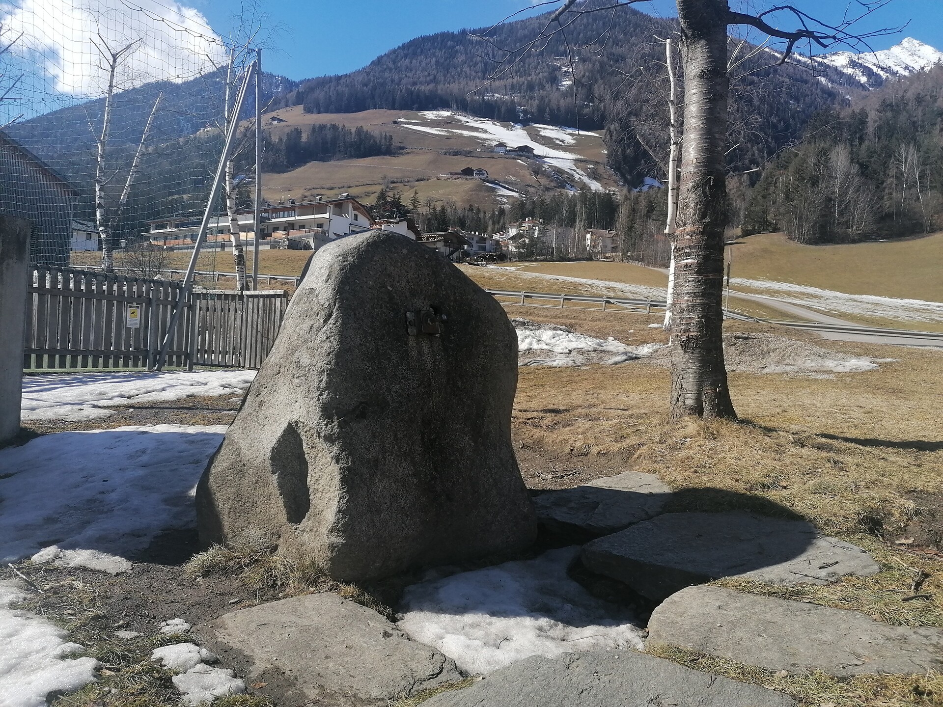 Fontana di acqua potabile S. Giovanni parco giochi Valle Aurina 1 suedtirol.info