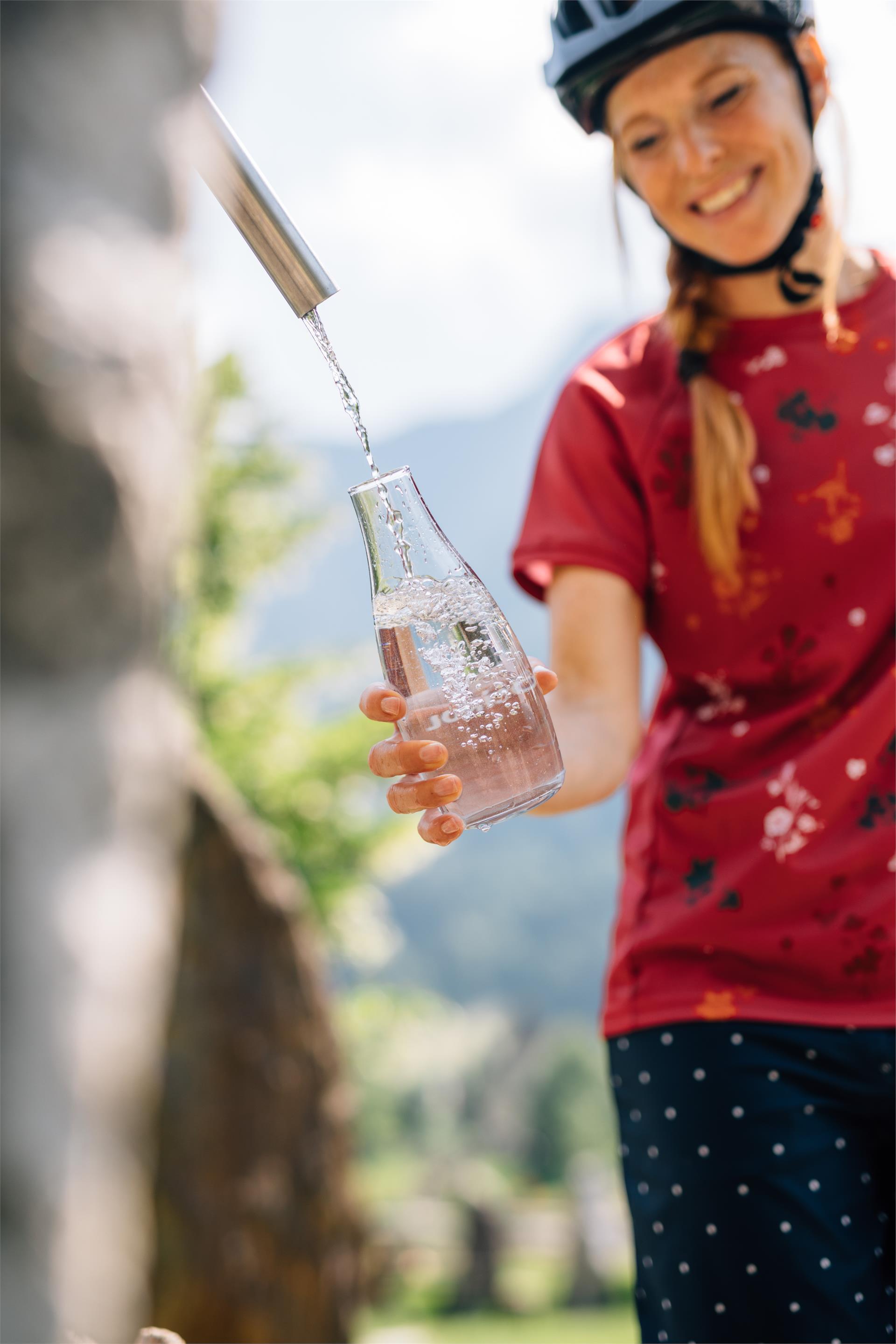 Trinkwasser-Punkt Friedhof Kuens Kuens 1 suedtirol.info