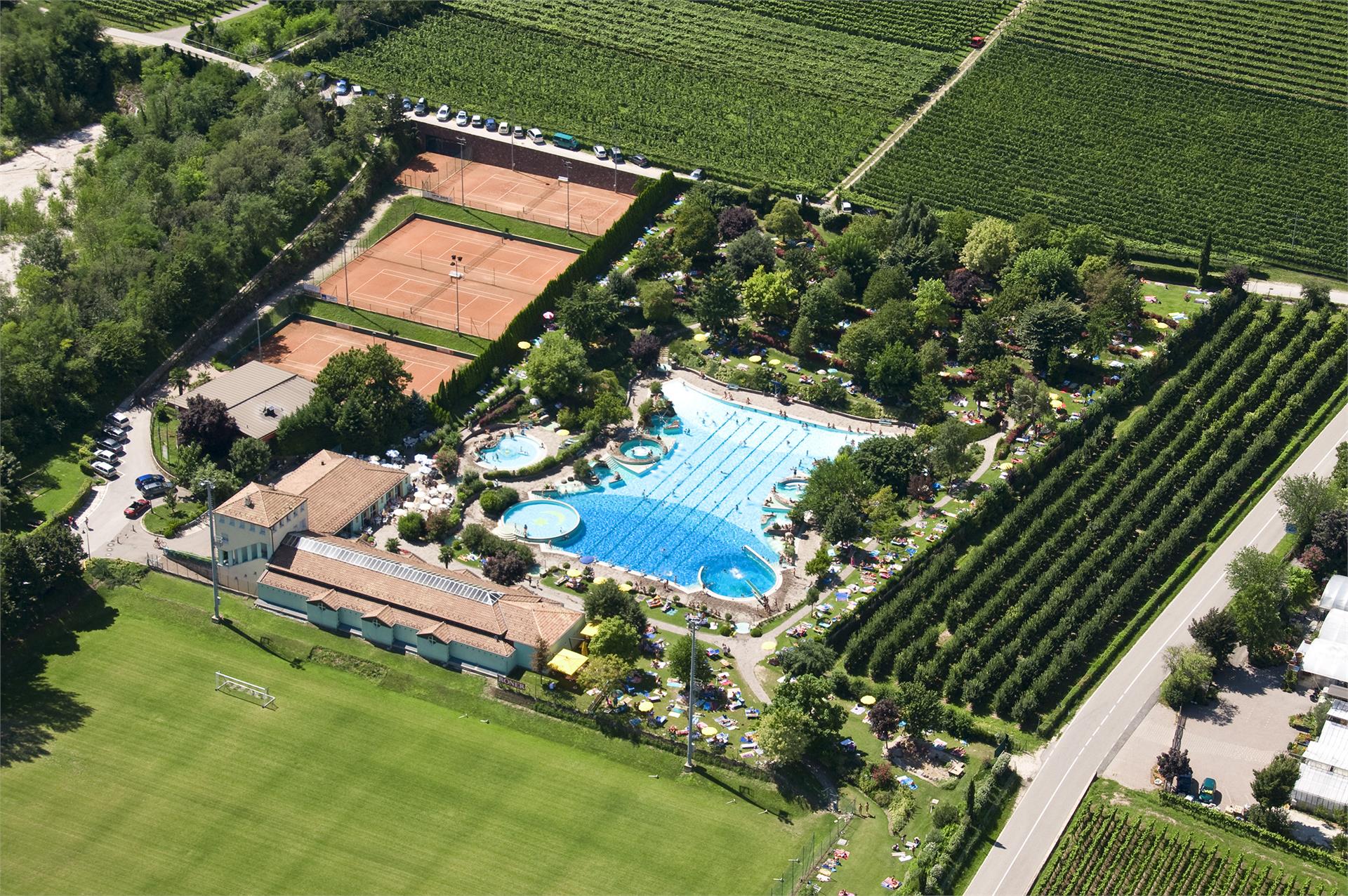 Tennisplatz Tramin Tramin an der Weinstraße 2 suedtirol.info