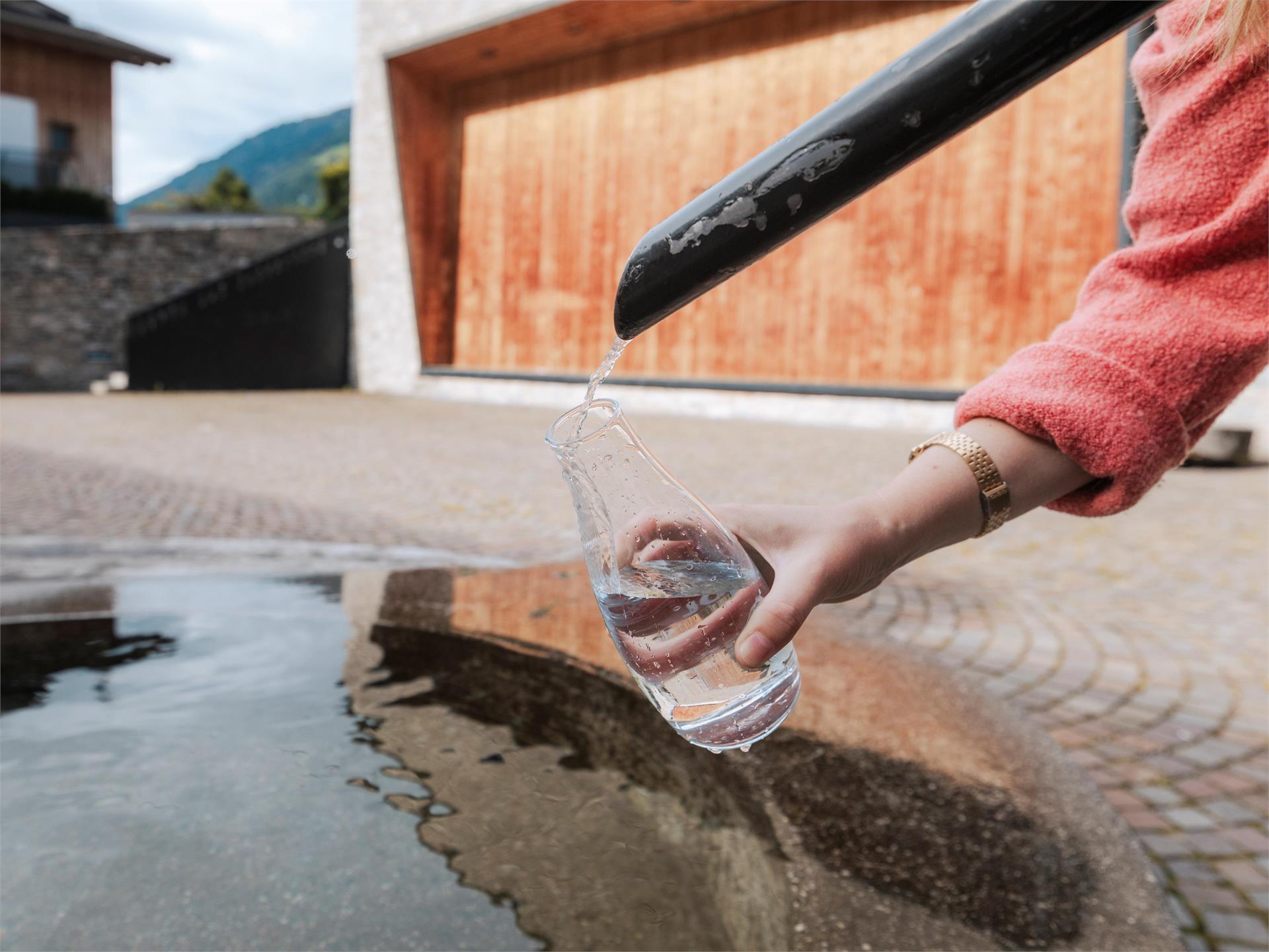 Trinkwasser-Punkt Dorfhaus St. Martin St.Martin in Passeier 1 suedtirol.info