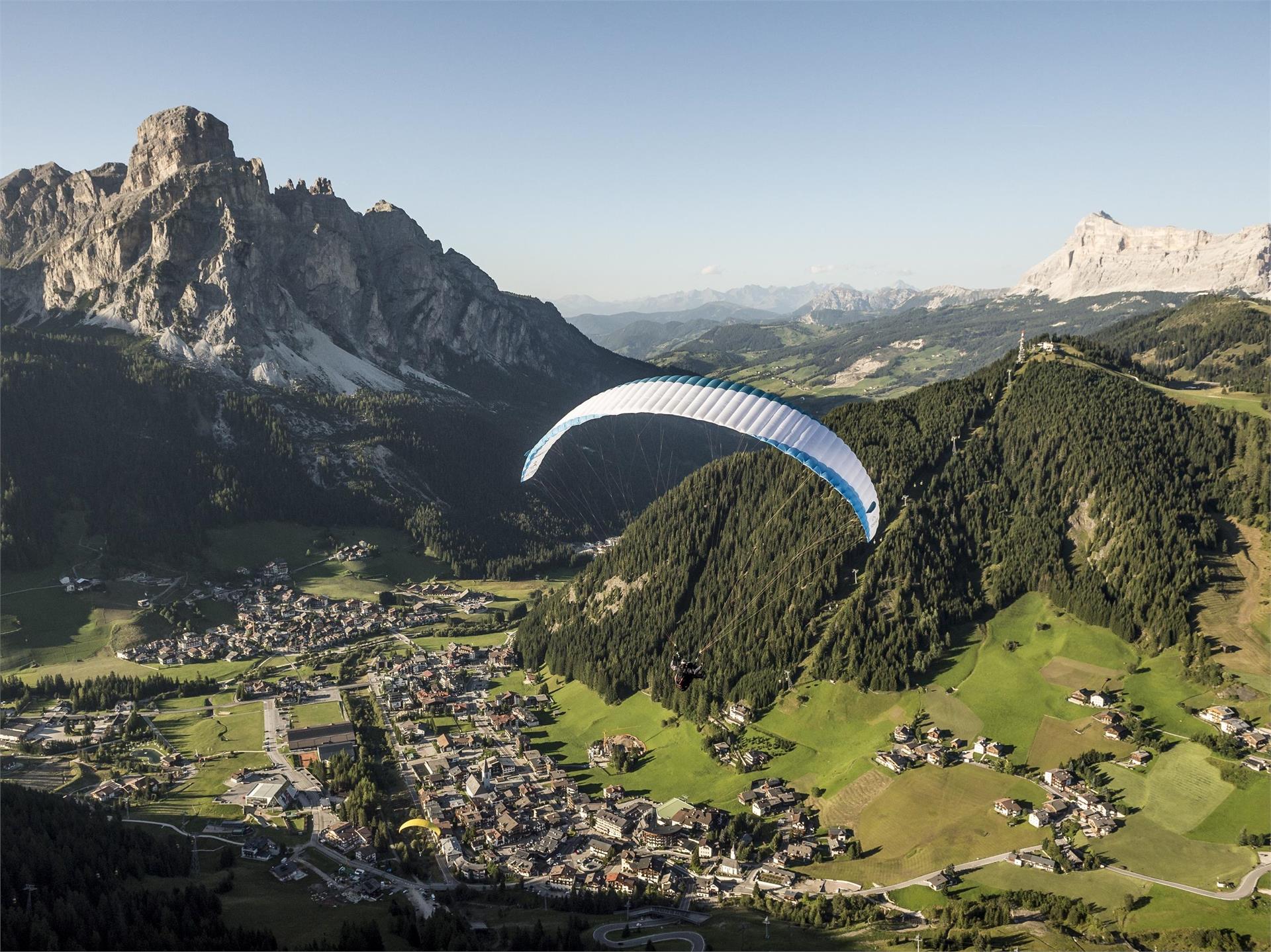 Tandemflights - Voli in parapendio Corvara 1 suedtirol.info