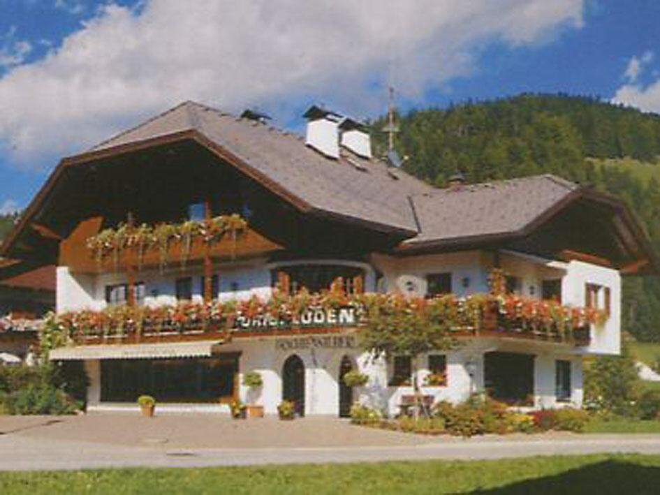 Trachtenstüberl / La Stube