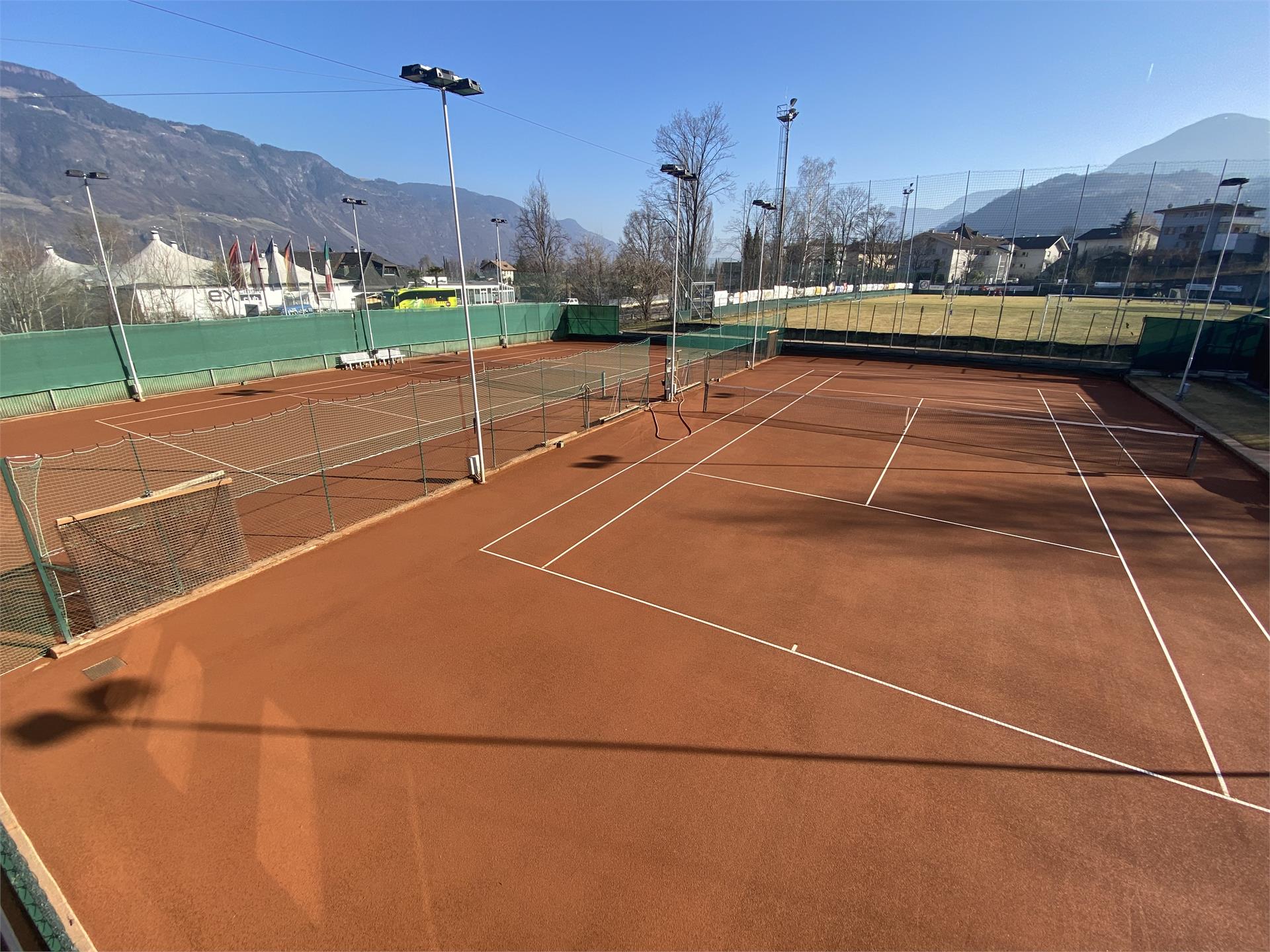 Tennis und Padeltennis Gerhard Tscherms Tscherms 2 suedtirol.info