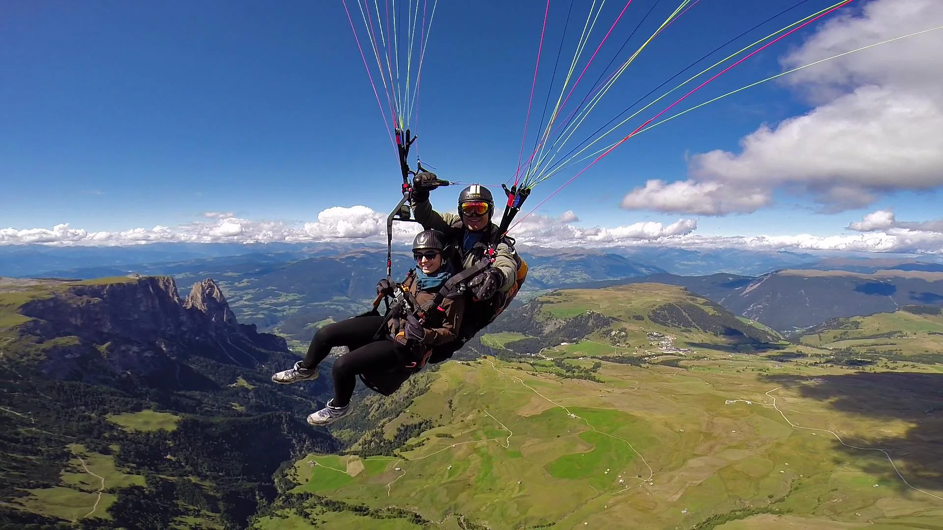 Voli in tandem e scuola di volo Flydifferent Castelrotto 2 suedtirol.info