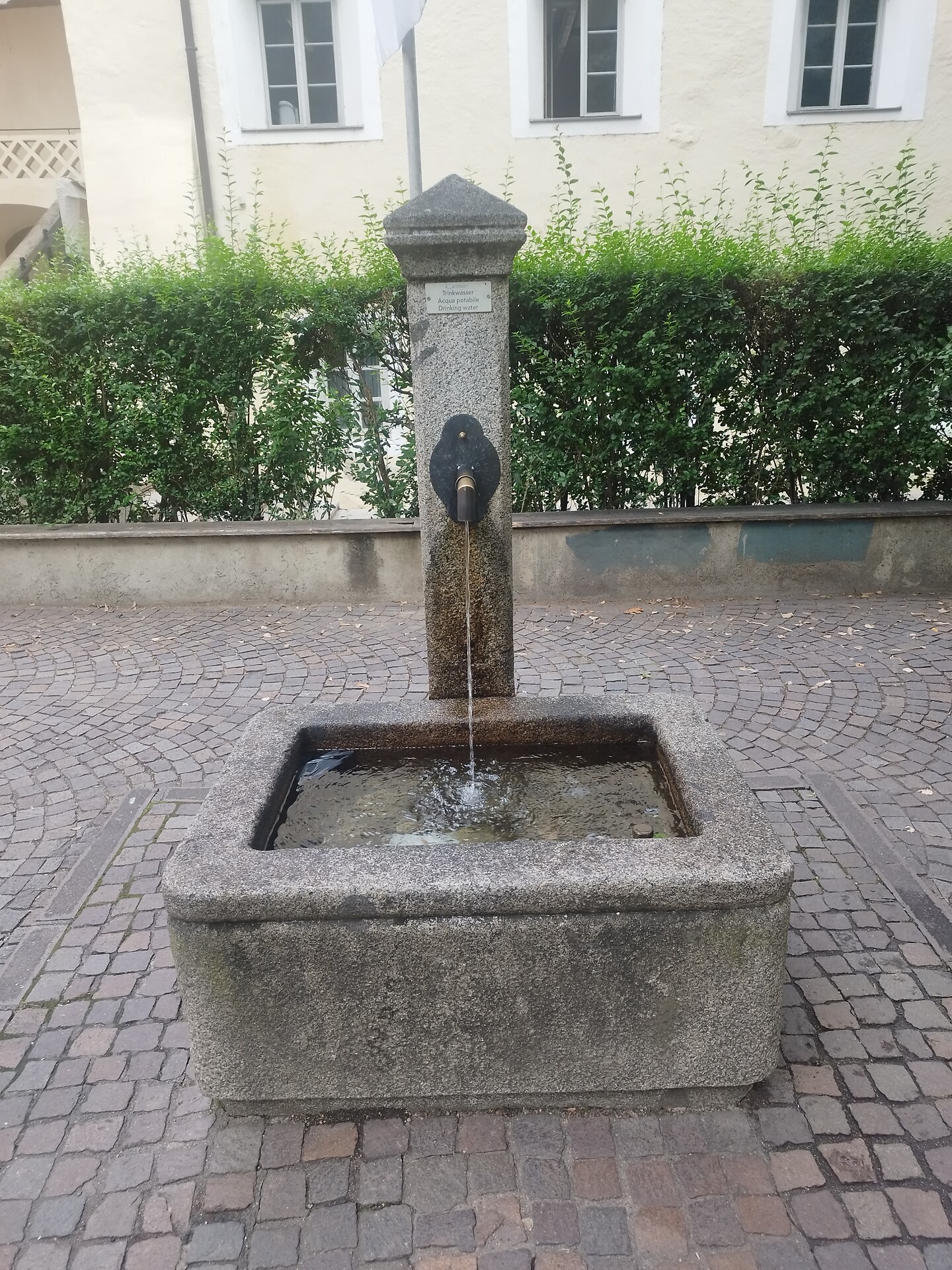 Trinwasserbrunnen Klausen Grundschule